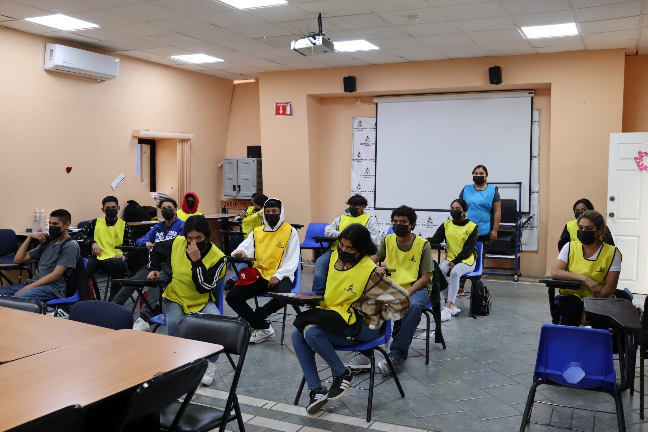 Lanzan JuventudEsGTO Y SDES Convocatoria Para Capacitaci n En El 