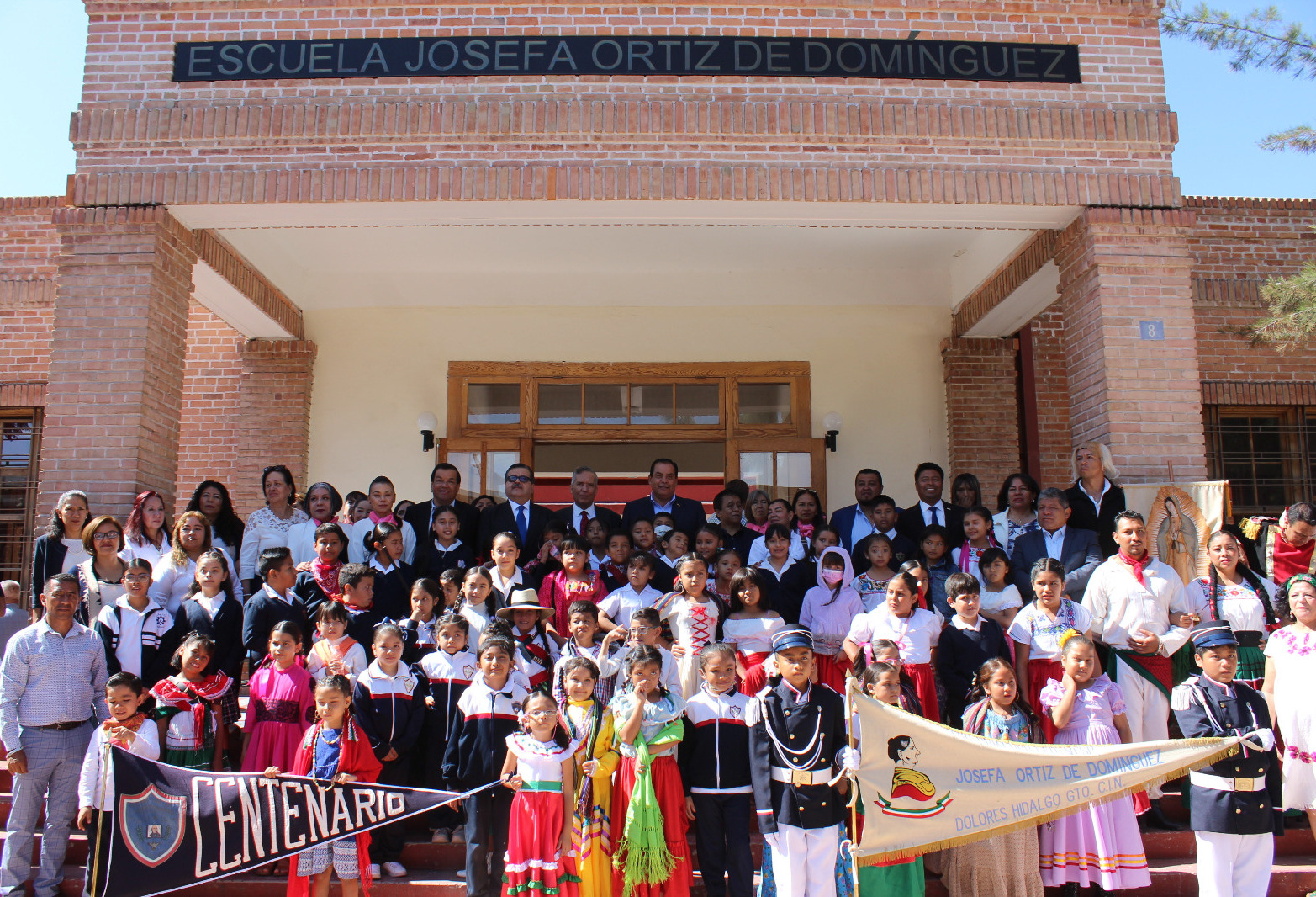 SEG conmemora el 102 Aniversario de las Escuelas del Centenario