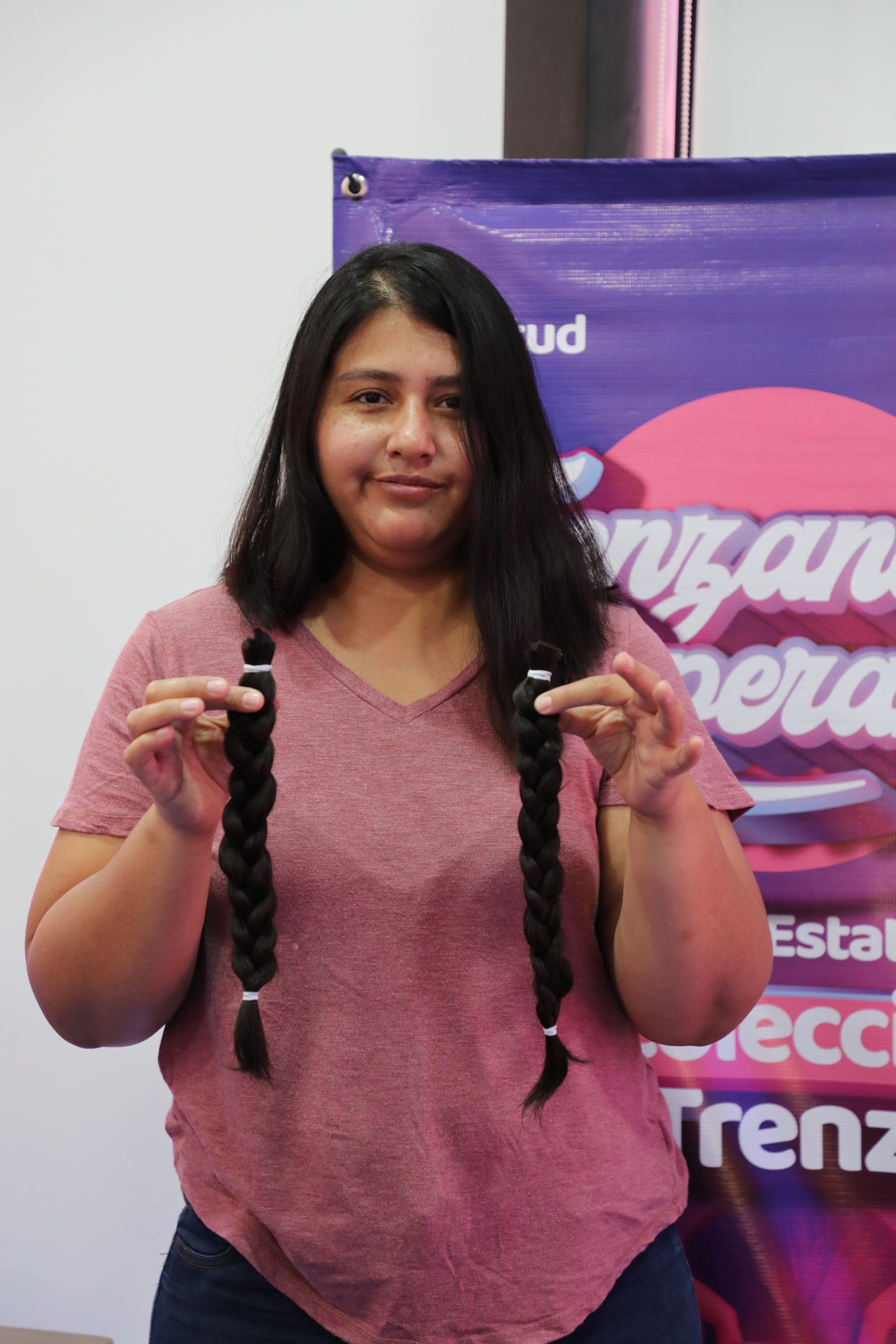 “Trenzando Esperanza”: Campaña guanajuatense busca crear conciencia y brindar pelucas gratuitas a pacientes con cáncer