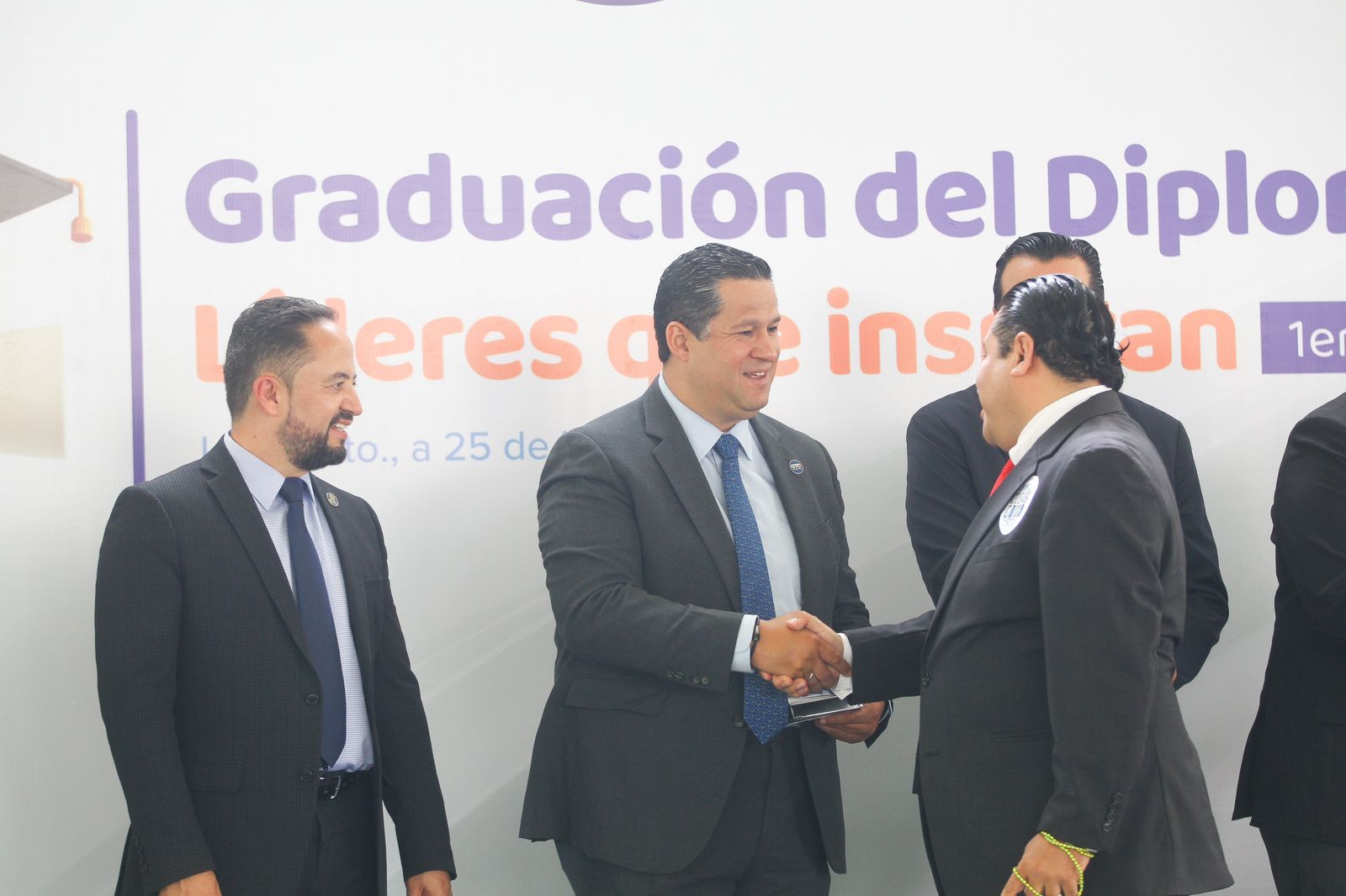 Tiene Guanajuato primera generación de Líderes en Educación