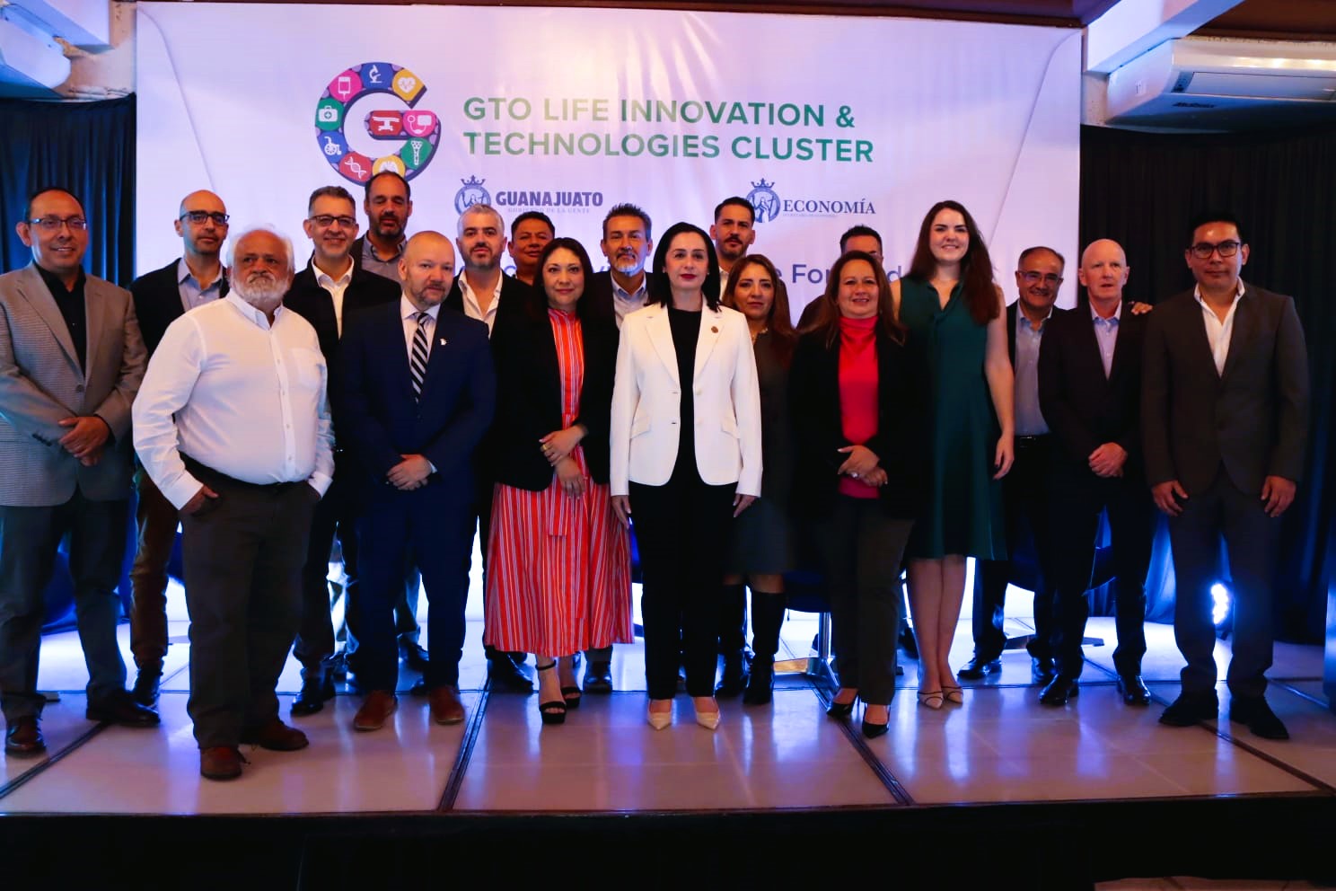 Inauguran el foro “Impulsando la experiencia en dispositivos médicos en Guanajuato y México”