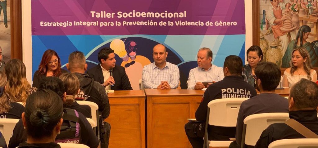 Si sufres de violencia o alguien que conoces está pasando por esta situación, no dudes en llamar al 9-1-1, ahí serán canalizadas con un grupo especializado que dará atención.