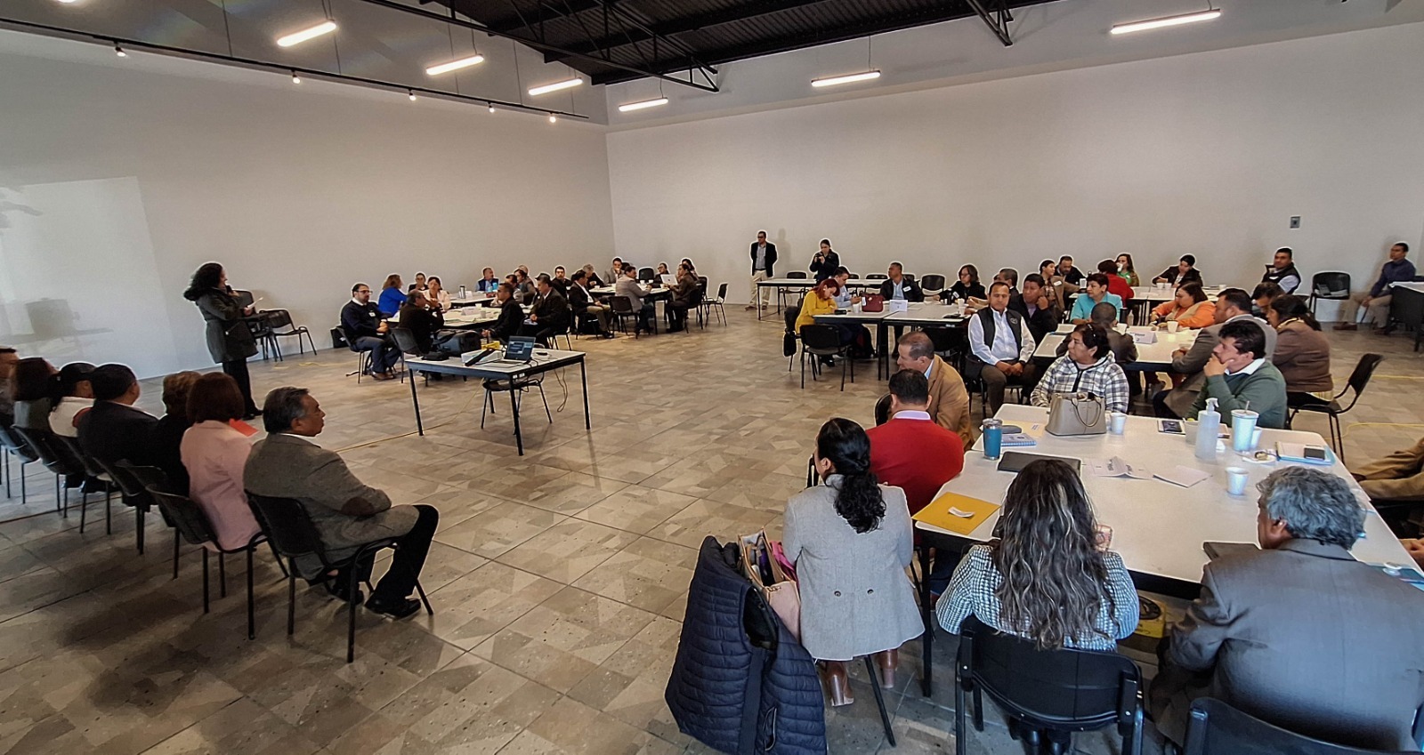 Autoridades educativas refrendan su liderazgo y se capacitan para ofrecer un servicio educativo de excelencia