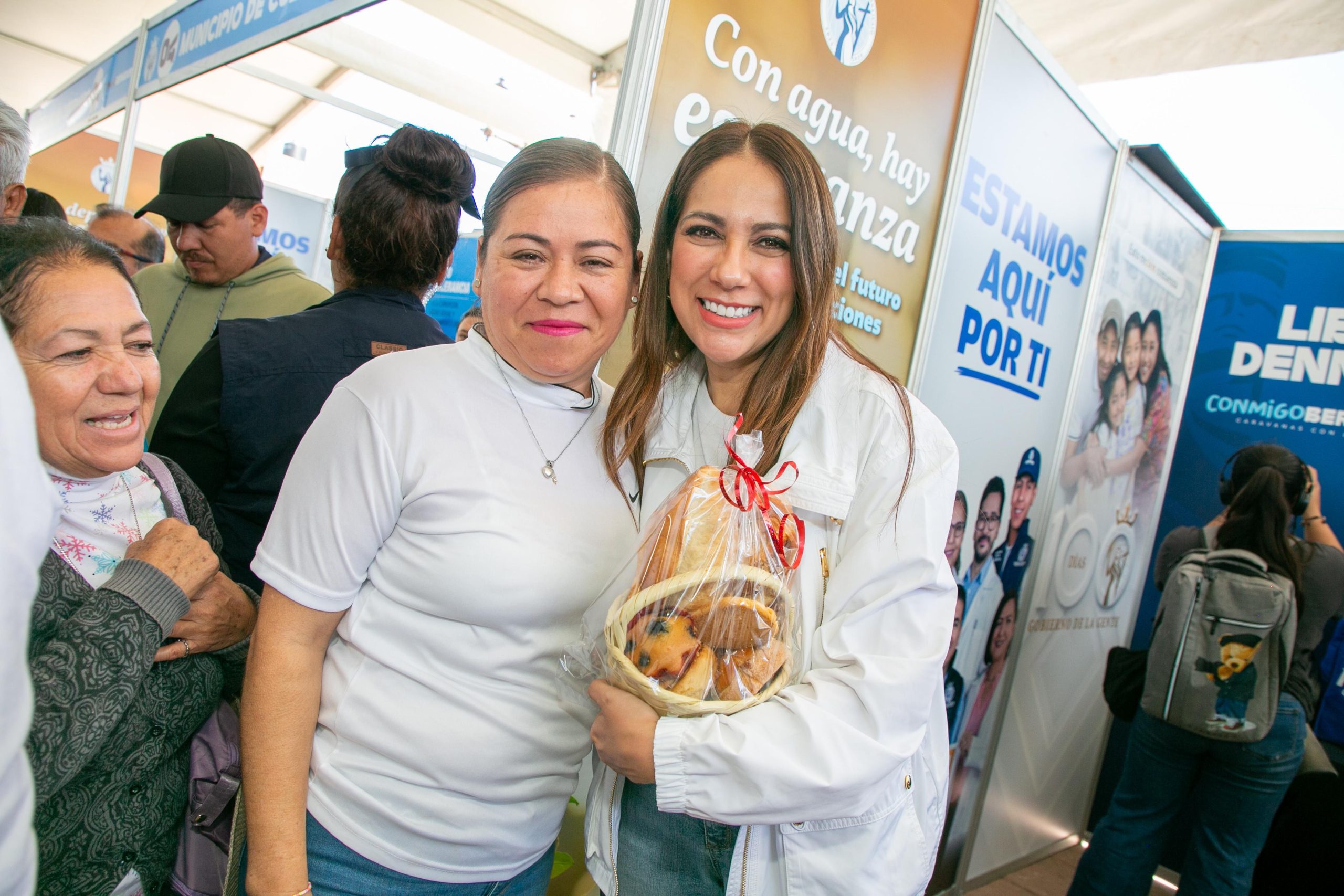 Llega la Caravana de Servicios CONMIGOBERNADORA a Cuerámaro