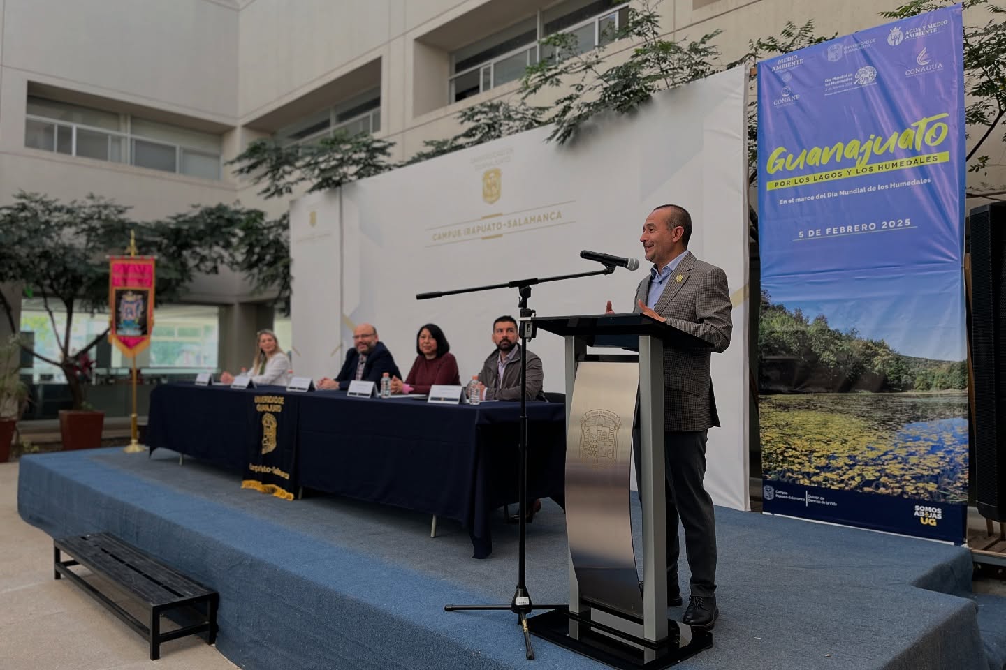 Trabajan en conjunto por acciones que contribuyen a la protección de los humedales