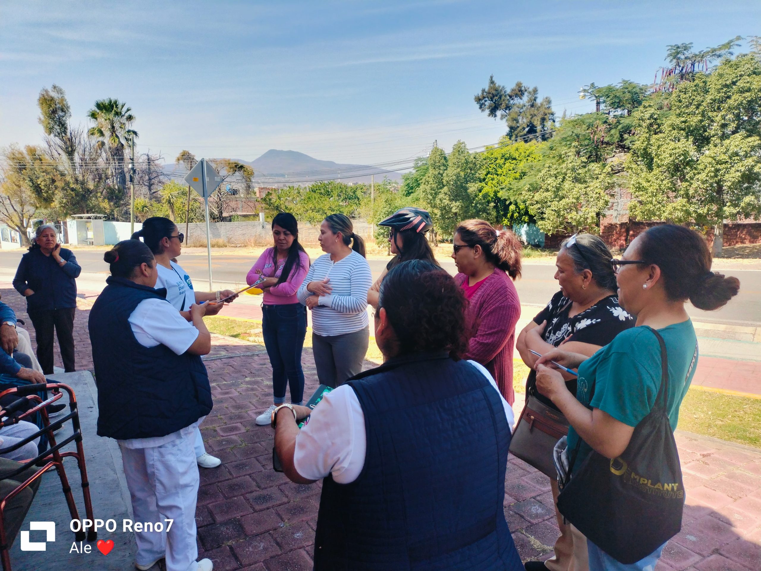 SSG formalizó el Comité de Salud de la colonia Juárez en Uriangato 