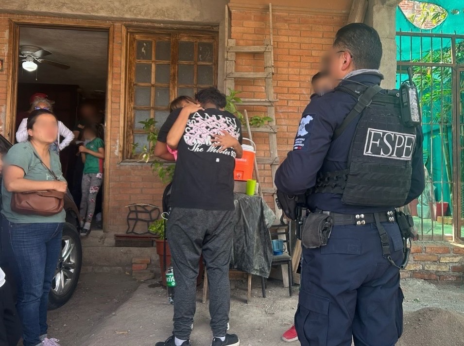 Una persona menor de edad fue localizada sana y salva tras una rápida intervención activada por llamada a la línea 800 TE CUIDO (800 83 28 436).