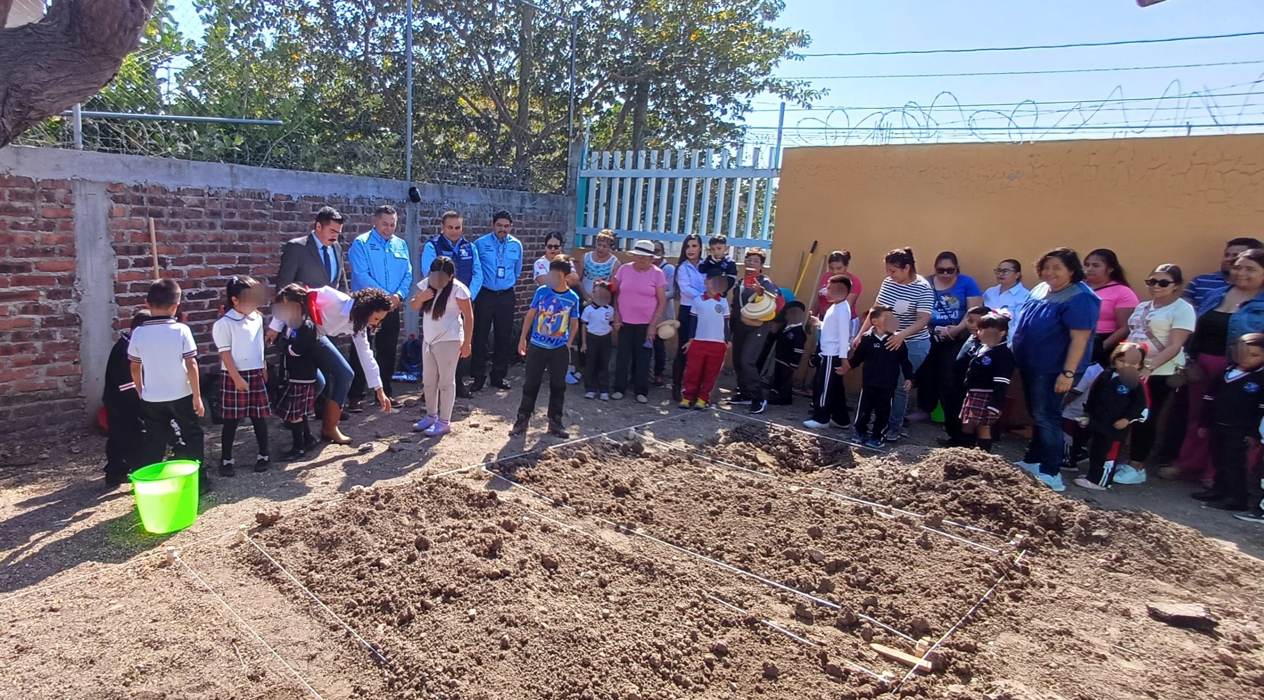 Impulsan huerto escolar ecológico con apoyo del TecNM en Roque