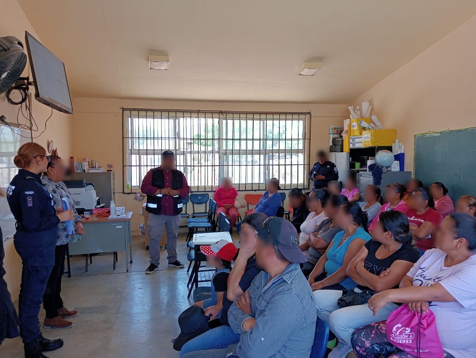 La Secretaría de Seguridad y Paz lleva la prevención de la violencia de género a las aulas de San Felipe