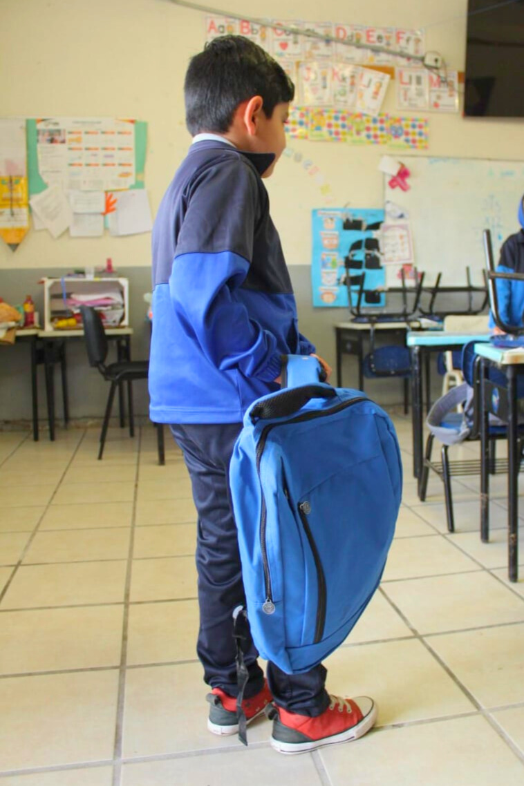 Con resiliencia, reabre la primaria Miguel Hidalgo en Ocampo tras inundación
