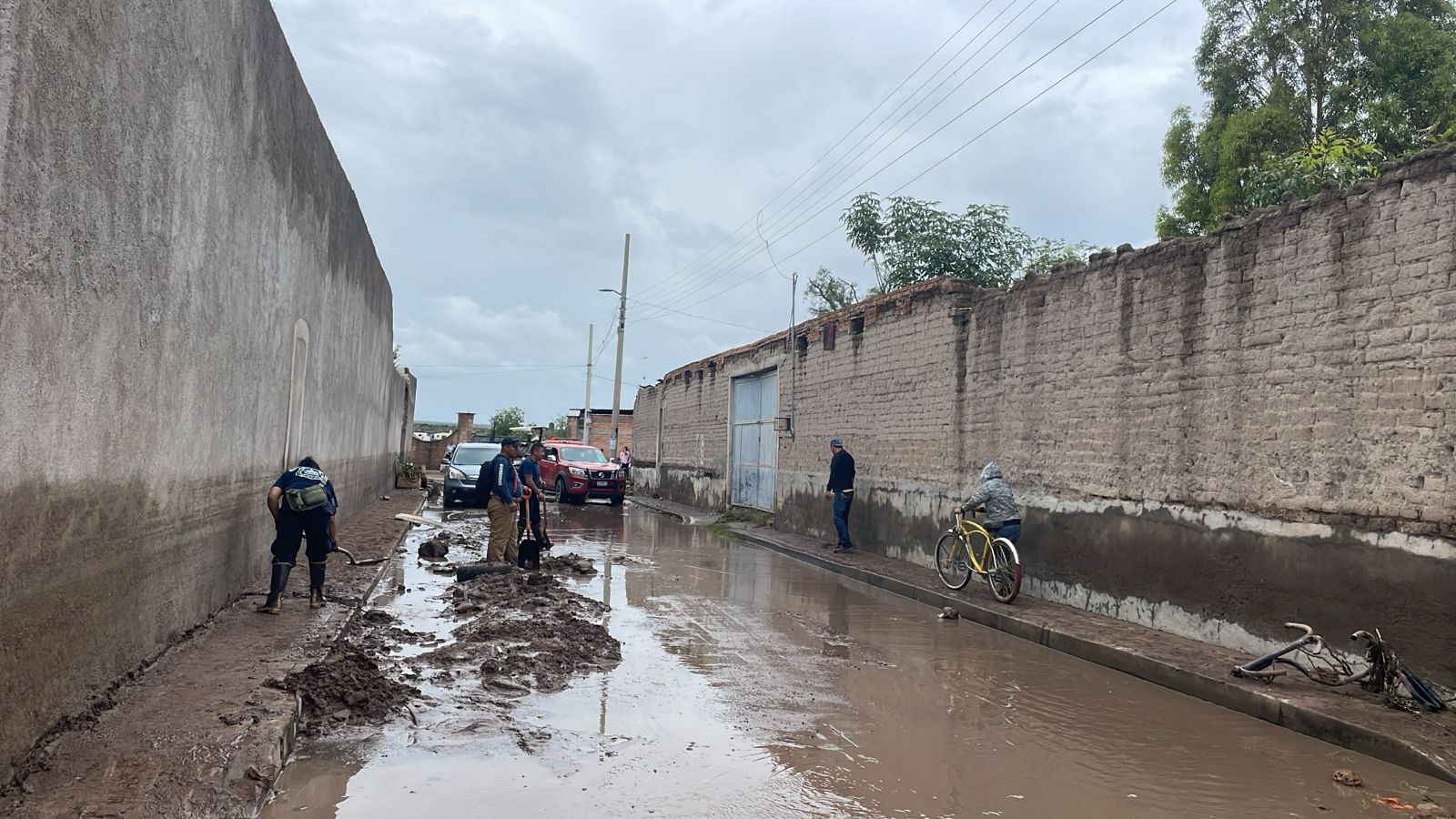 El Gobierno de la Gente activa brigada interinstitucional para brindar apoyo a la población afectada por inundación en Ocampo