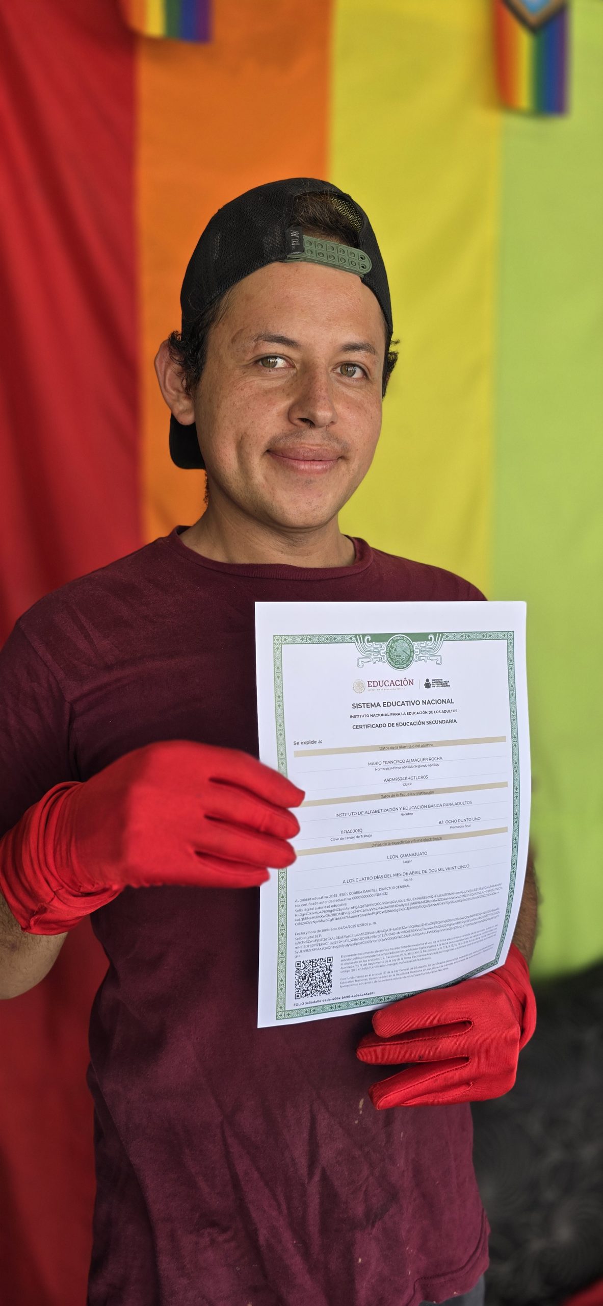 Mario, el vulcanizador que baila bajo la lluvia