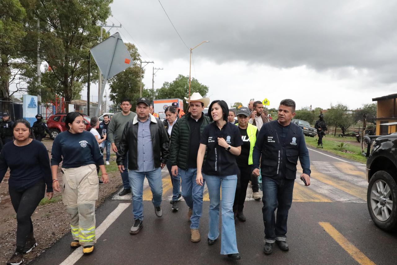 El Gobierno de la Gente atiende a familias afectadas por las lluvias en Ocampo