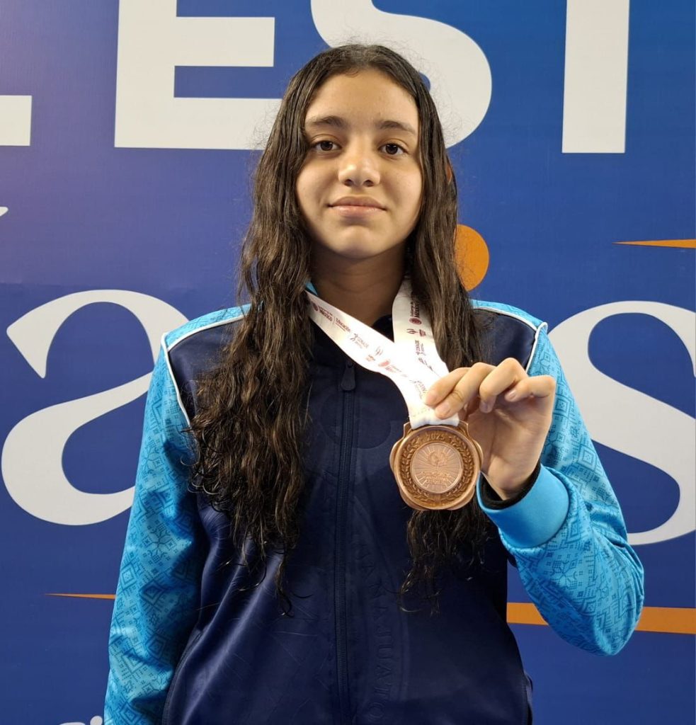 ORO Y PLATA PARA GUANAJUATO EN NATACION