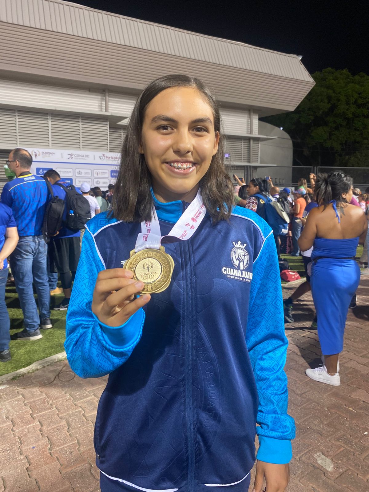 Un valioso metal dorado se sumó al medallero nacional de la delegación de Guanajuato en la Olimpiada Nacional 2025 y fue a través de Lyli Janet Duarte Craner quien en la jornada de este viernes se proclamó campeona nacional en la modalidad de velocidad de la disciplina patines sobre ruedas.