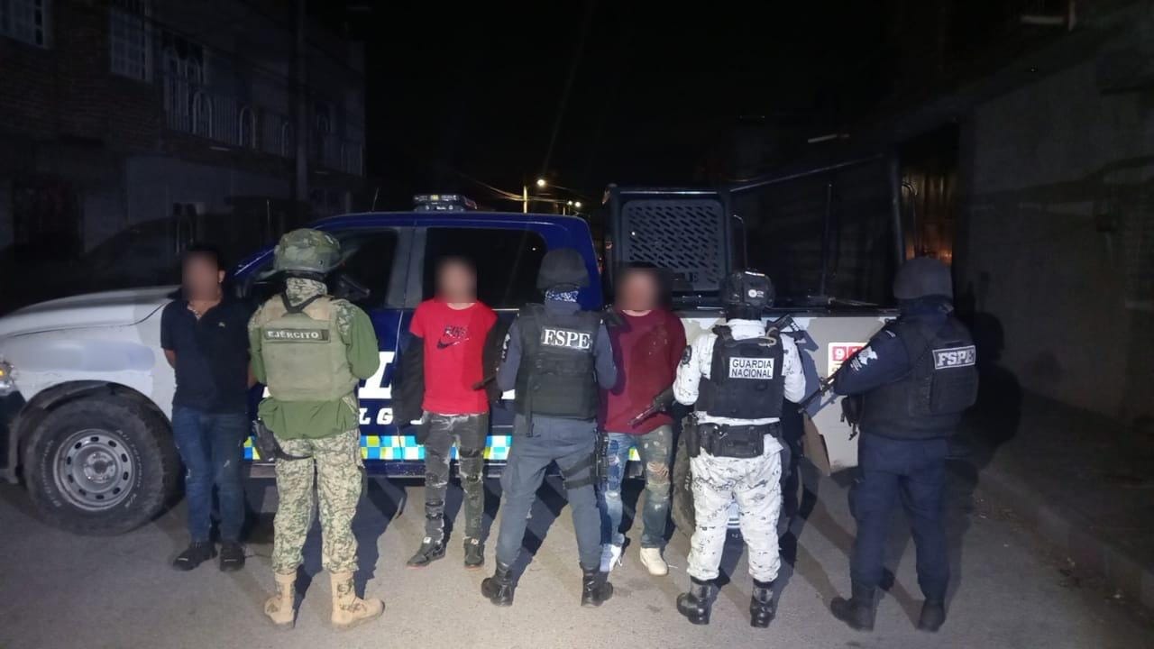 Operativo en Valle de Santiago: detiene Secretaría de Seguridad y Paz a tres personas con armas, droga y un vehículo robado