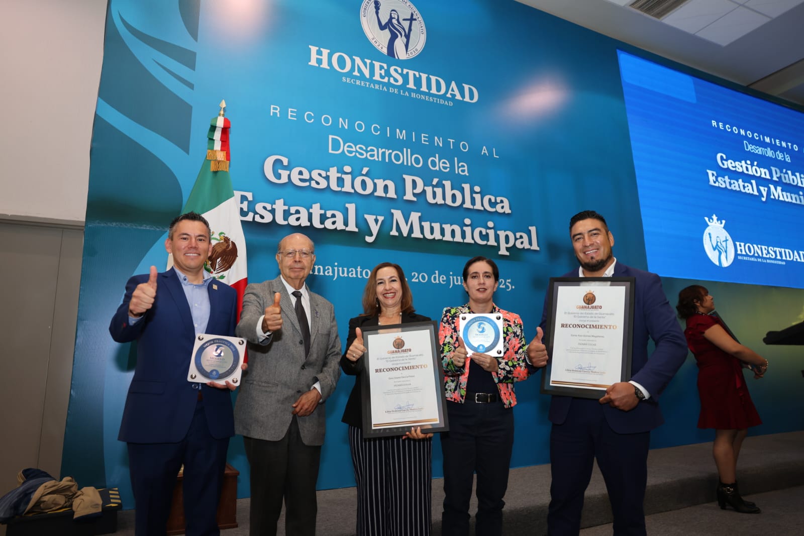 Obtiene SABES primer lugar en Mejores Prácticas Laborales