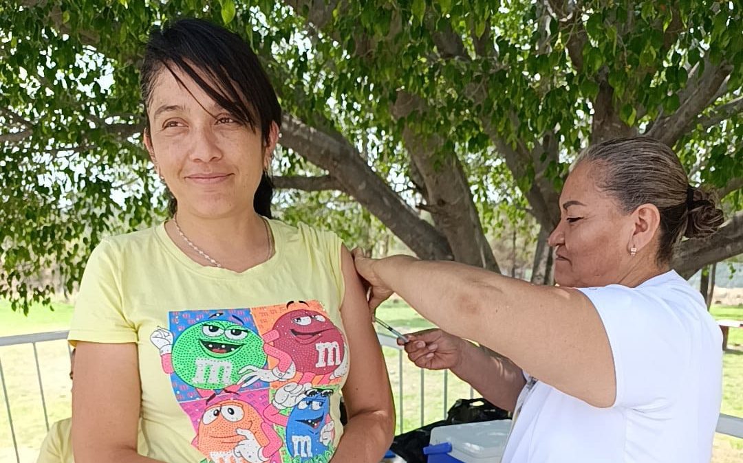 SSG inicia campaña de Vacunación SR para maestros y personal médico en la Jurisdicción Sanitaria VI.