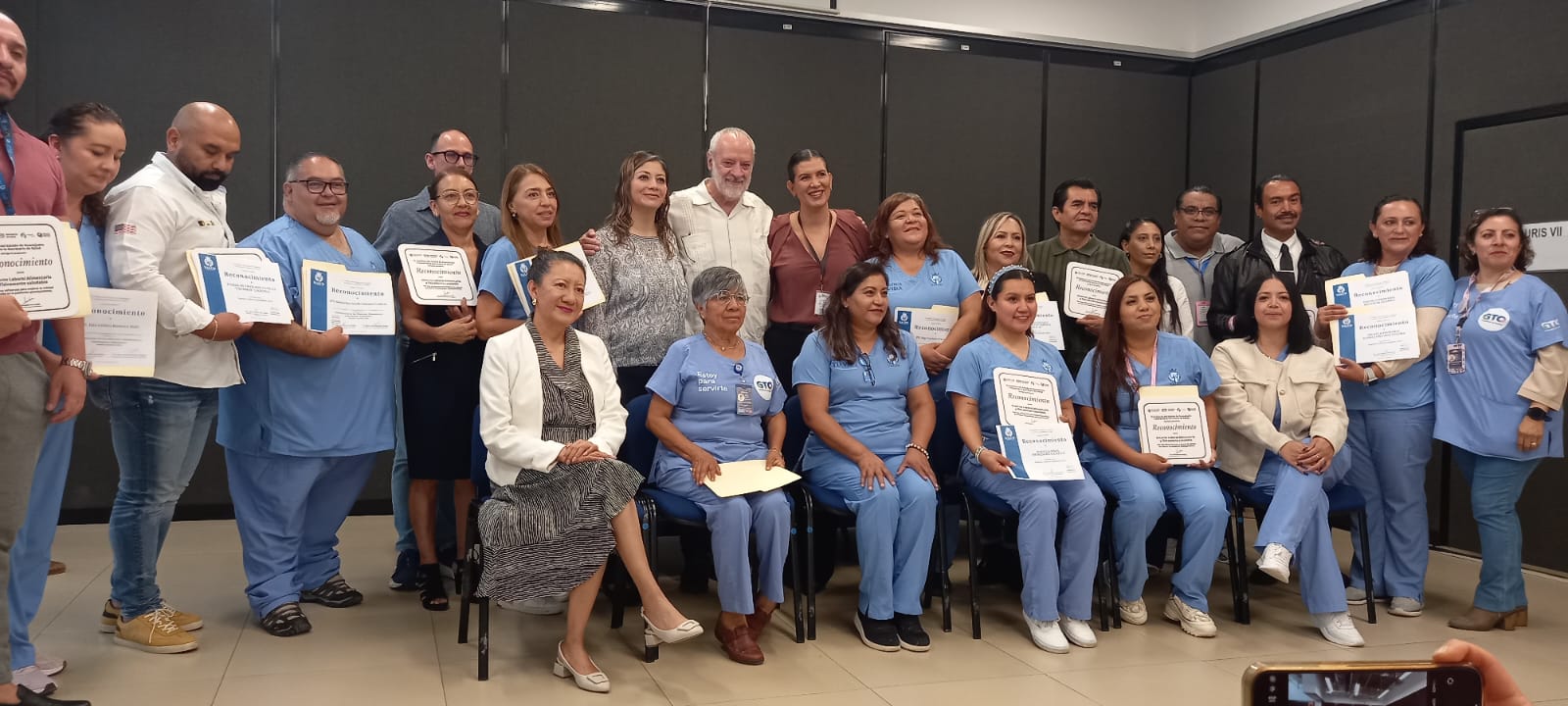 SSG reconoce a 10 instituciones de León como Entornos Laborales y Físicamente Saludables.