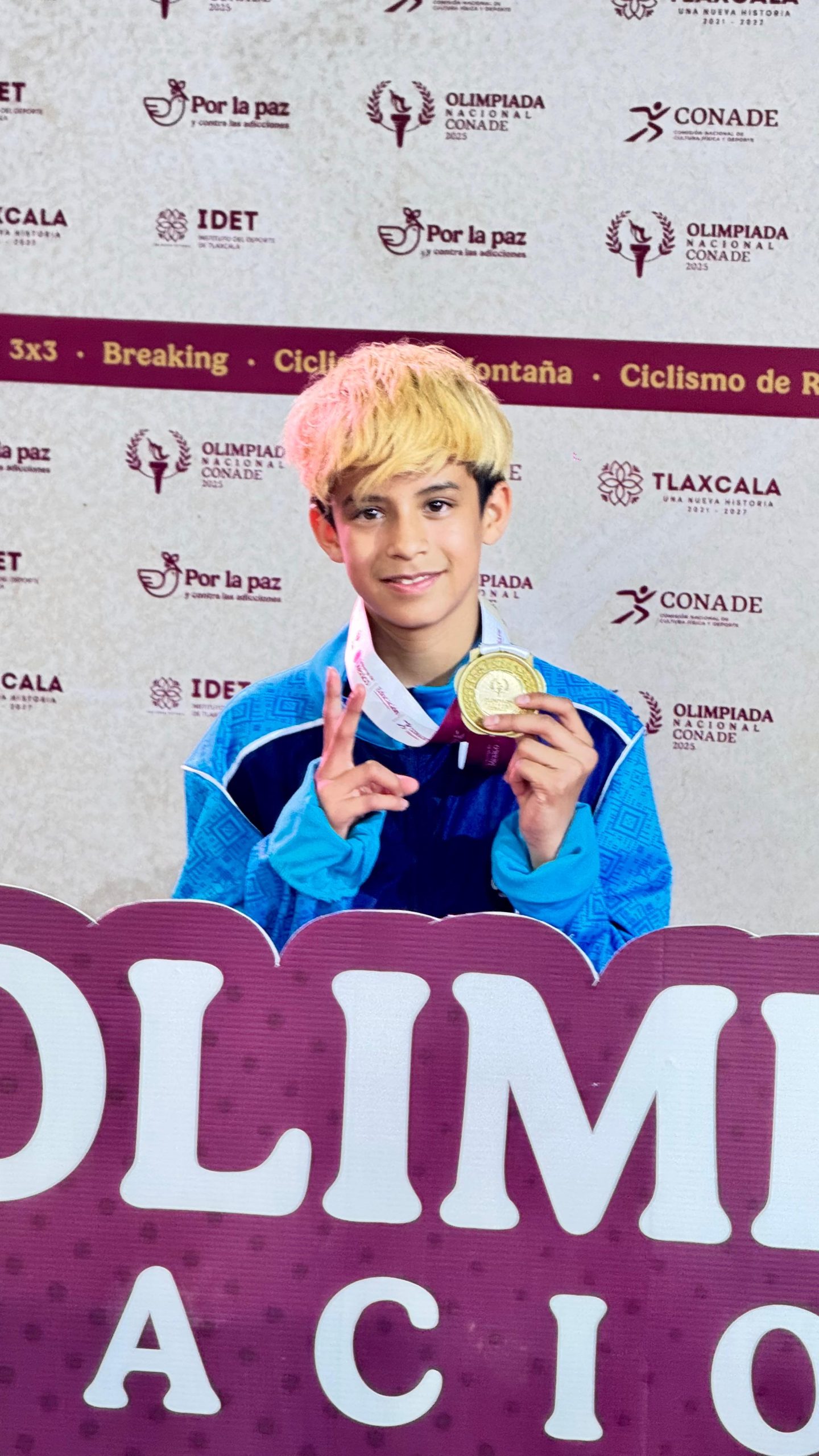 Cierra breaking con tres medallas