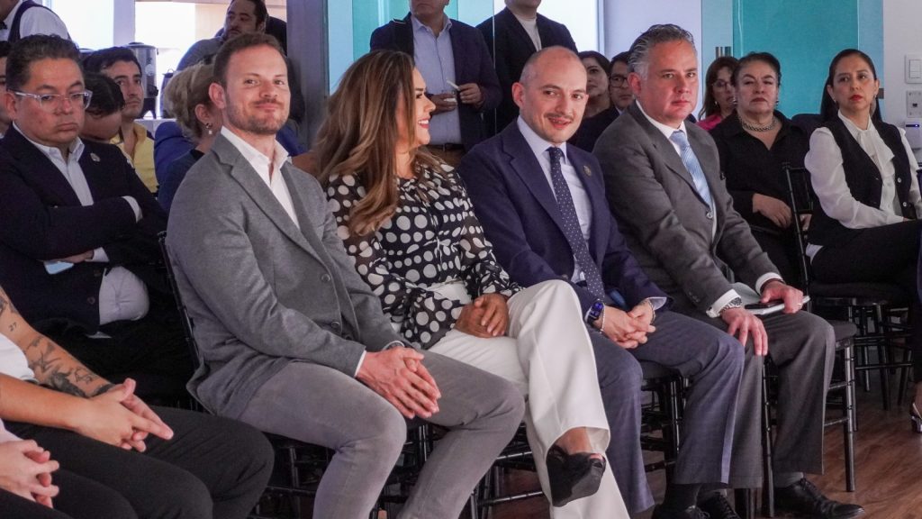 Director del IMPI visita el Instituto de Innovación 