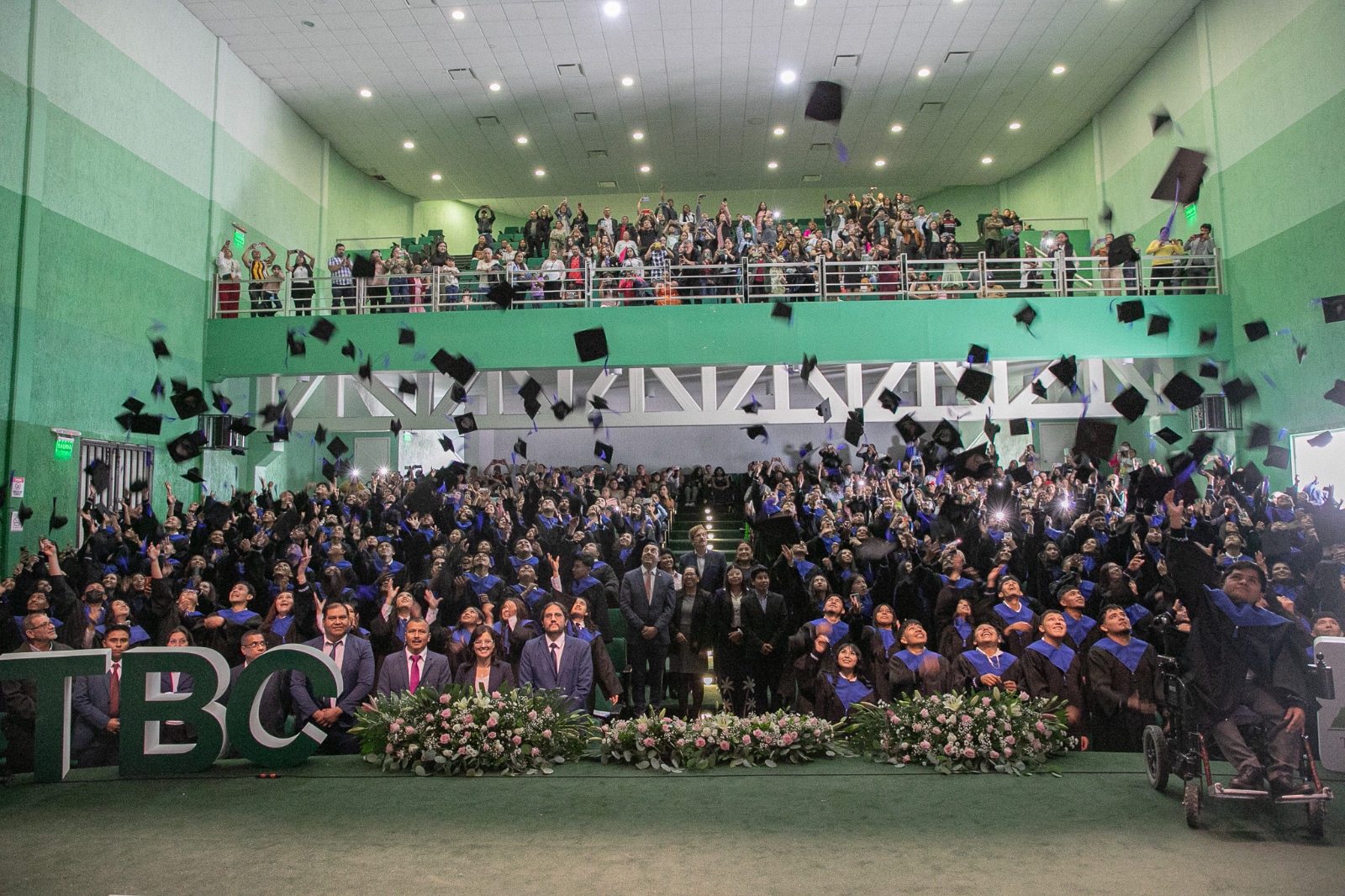 Silao, Guanajuato a 18 de julio de 2025. La comunidad educativa de los Telebachilleratos Comunitarios (TBC) celebró con orgullo la ceremonia de graduación de 204 jóvenes del municipio de Silao, quienes concluyeron su educación media superior como parte de la Generación 2022–2025.
