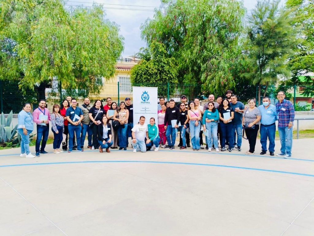 Asisten a taller de sensibilización