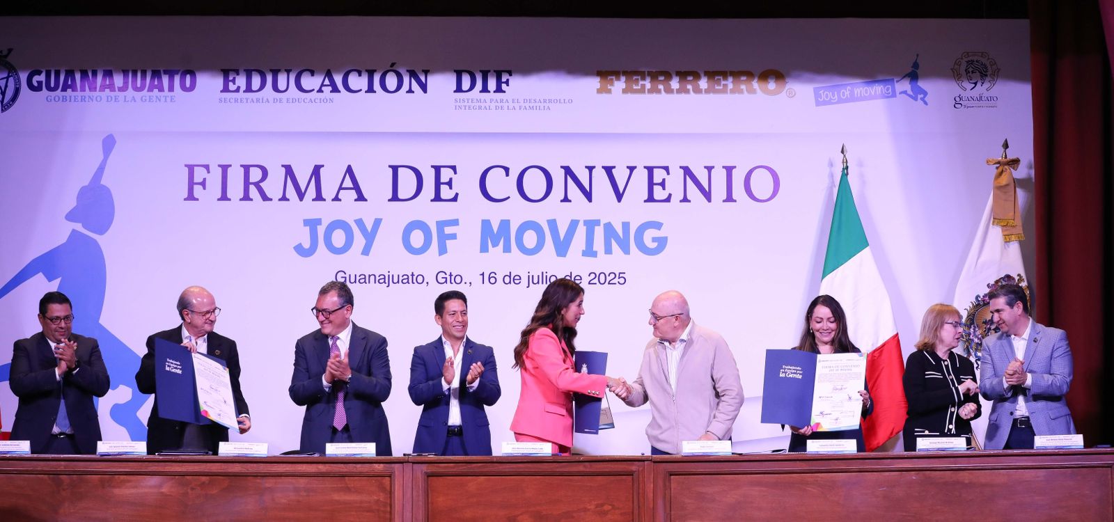 Firma Gobernadora convenio por el desarrollo de la niñez en Guanajuato