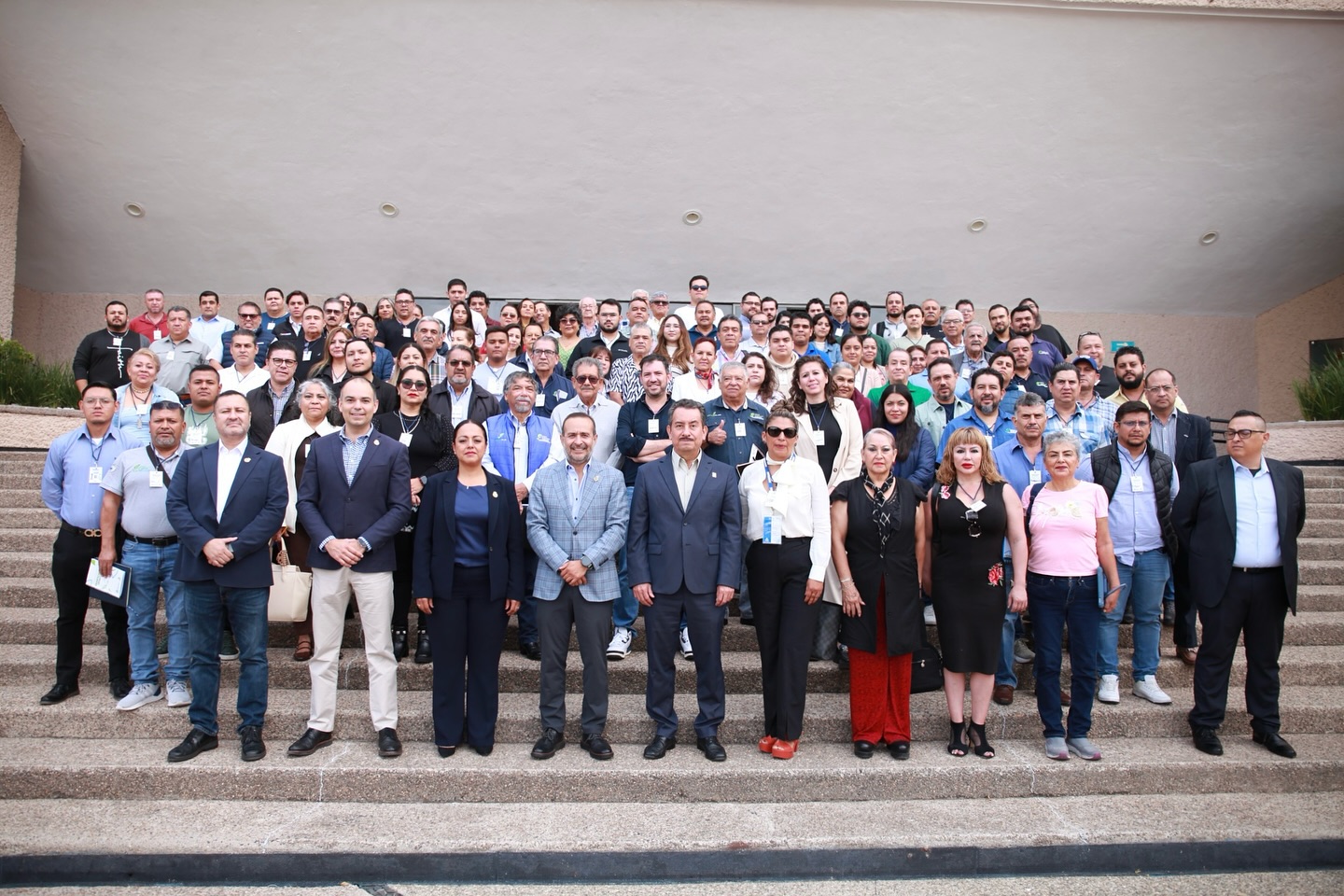 Realizan foro para el mejoramiento del programa estatal de verificación vehicular