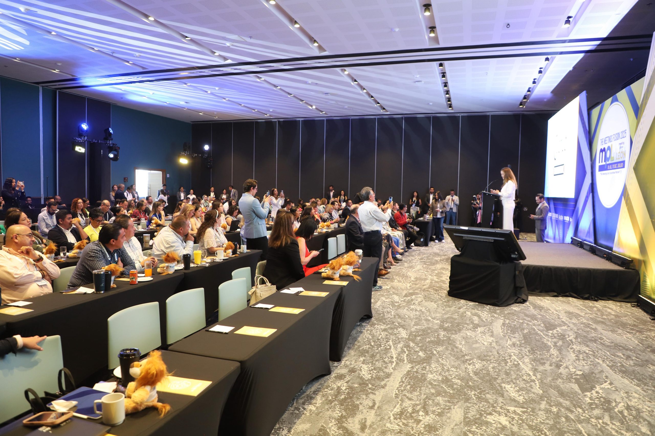 Impulsa SECTURI turismo de negocios con the Meeting Places León: “The Meetings Fusión 2025”