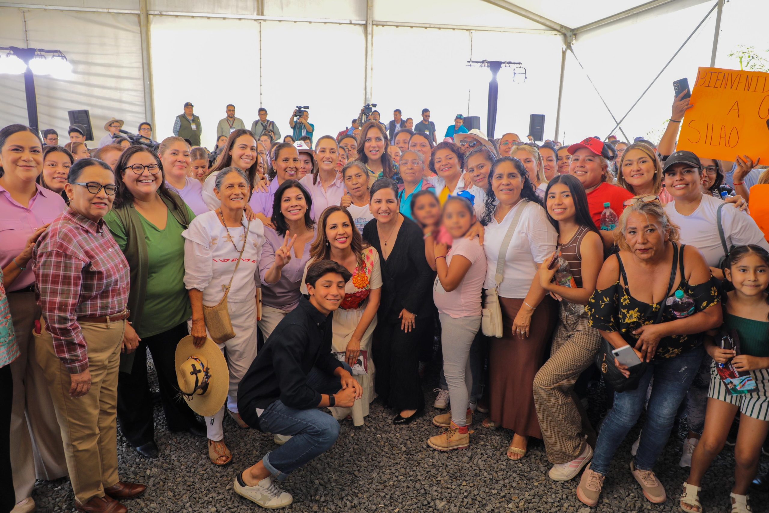 Presidenta, tienes una aliada; aquí nos mueve el trabajo por nuestra gente: Gobernadora
