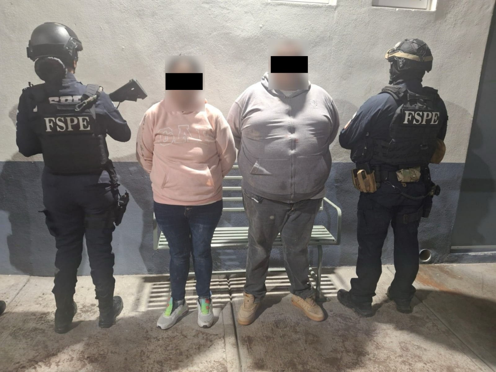 Detiene la Secretaría de Seguridad y Paz a un presunto feminicida; llevaba más de 800 dosis de supuesta droga
