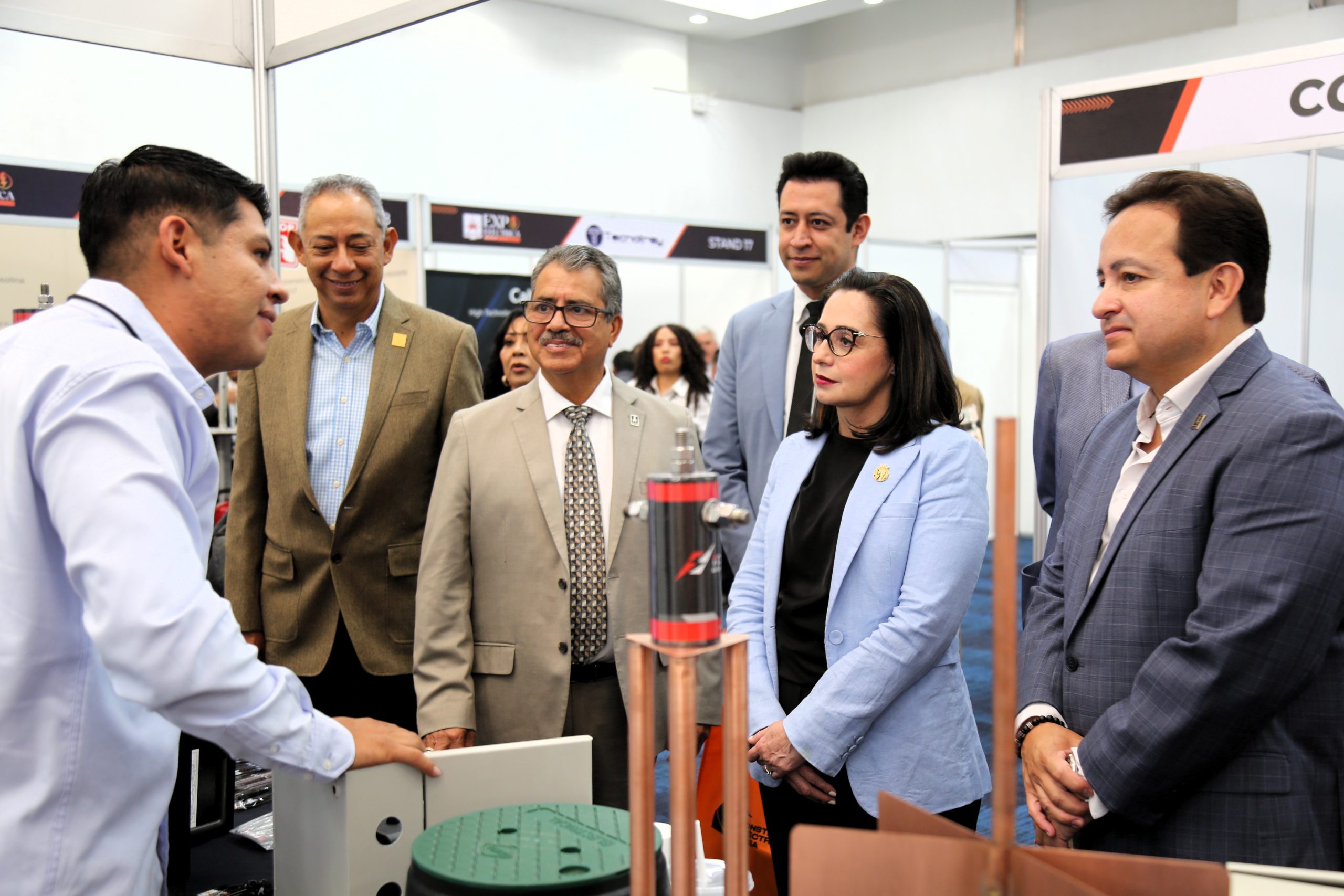 El Gobierno de la Gente impulsa el crecimiento de las MIPYMES en la Expo Eléctrica Bajío