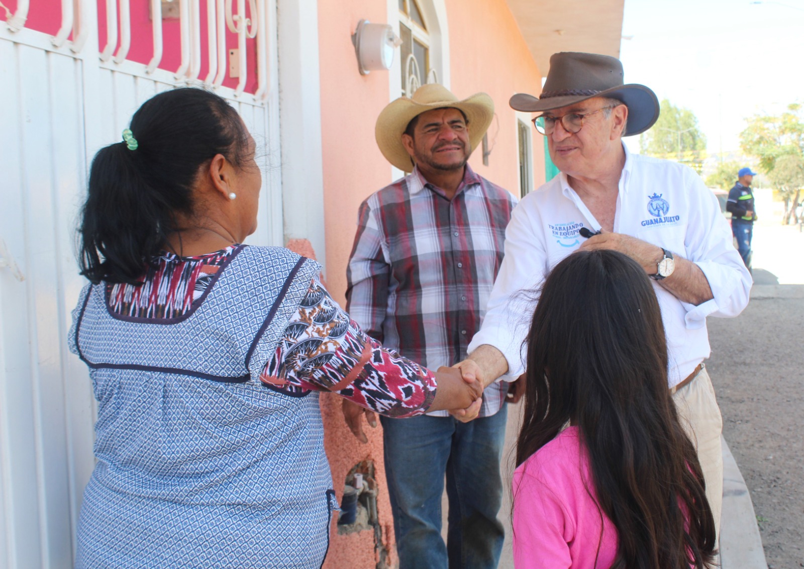 SEG toca puertas en San Diego de la Unión y genera cercanía y confianza con las familias