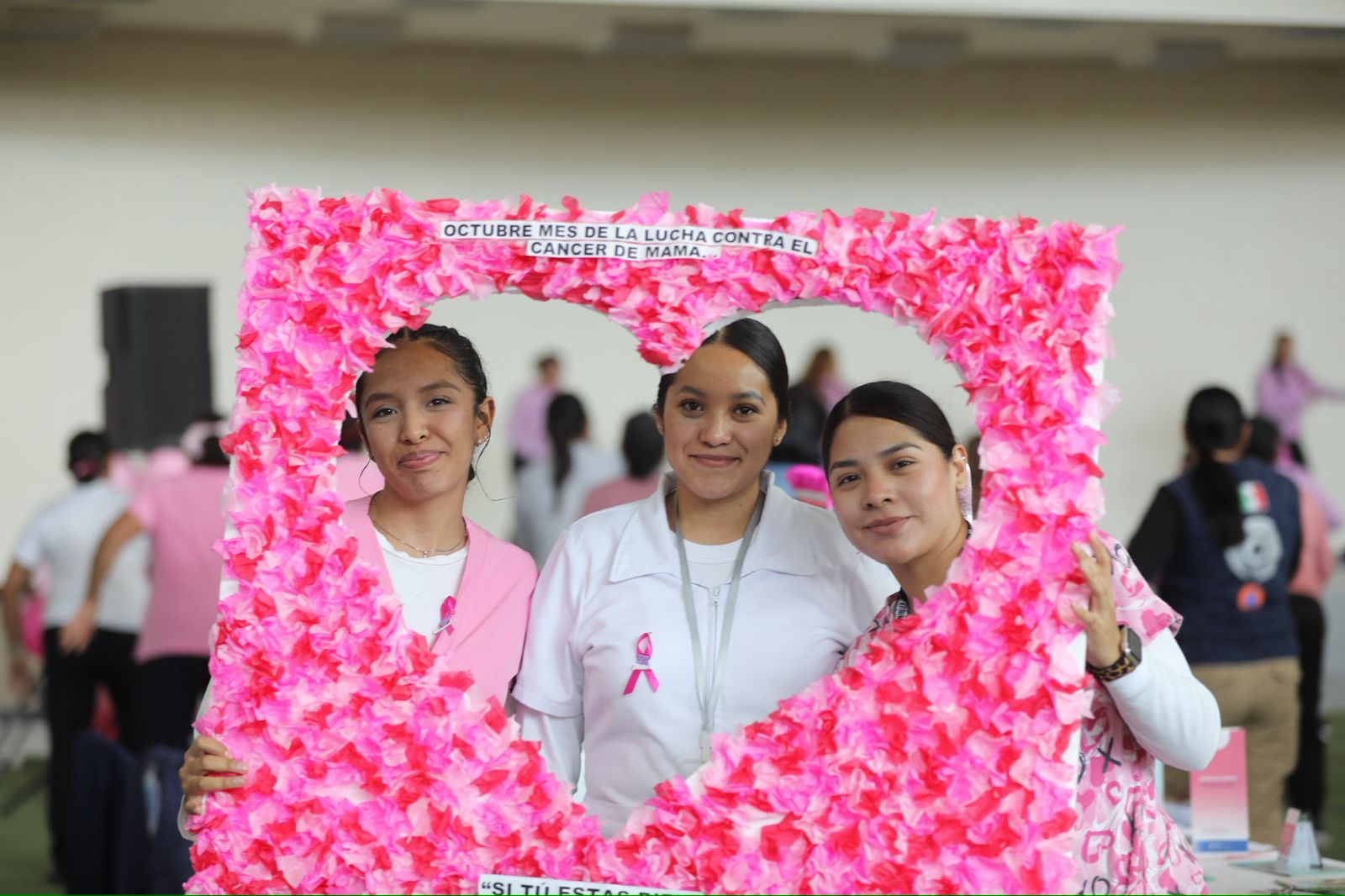 SSG emprende jornada de orientación de cáncer de mama en Juventino Rosas.