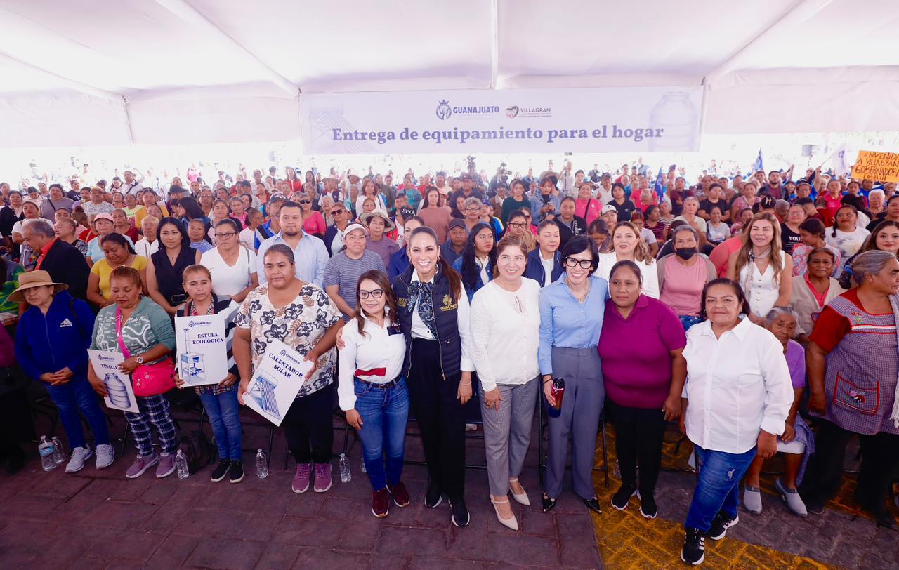 El Gobierno de la Gente fortalece los hogares con equipamiento esencial