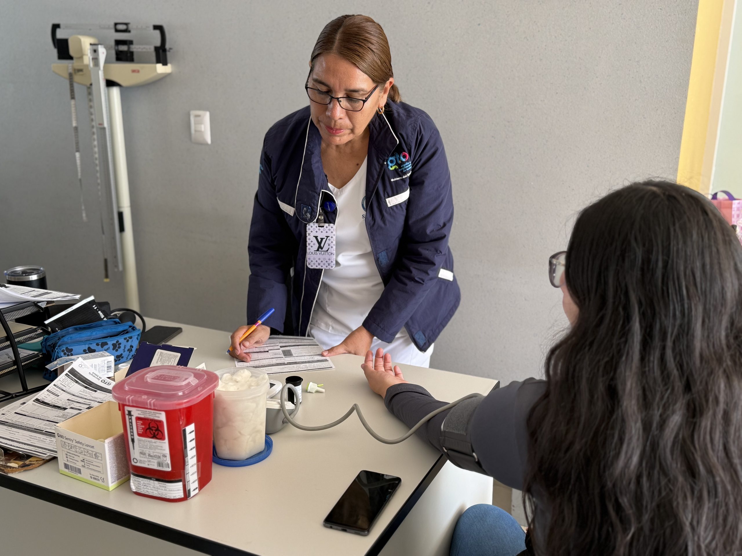 SSG ofreció más de 500 atenciones en la Feria de Salud y Jornada de Vasectomías en CAISES Galaxia El Naranjal.