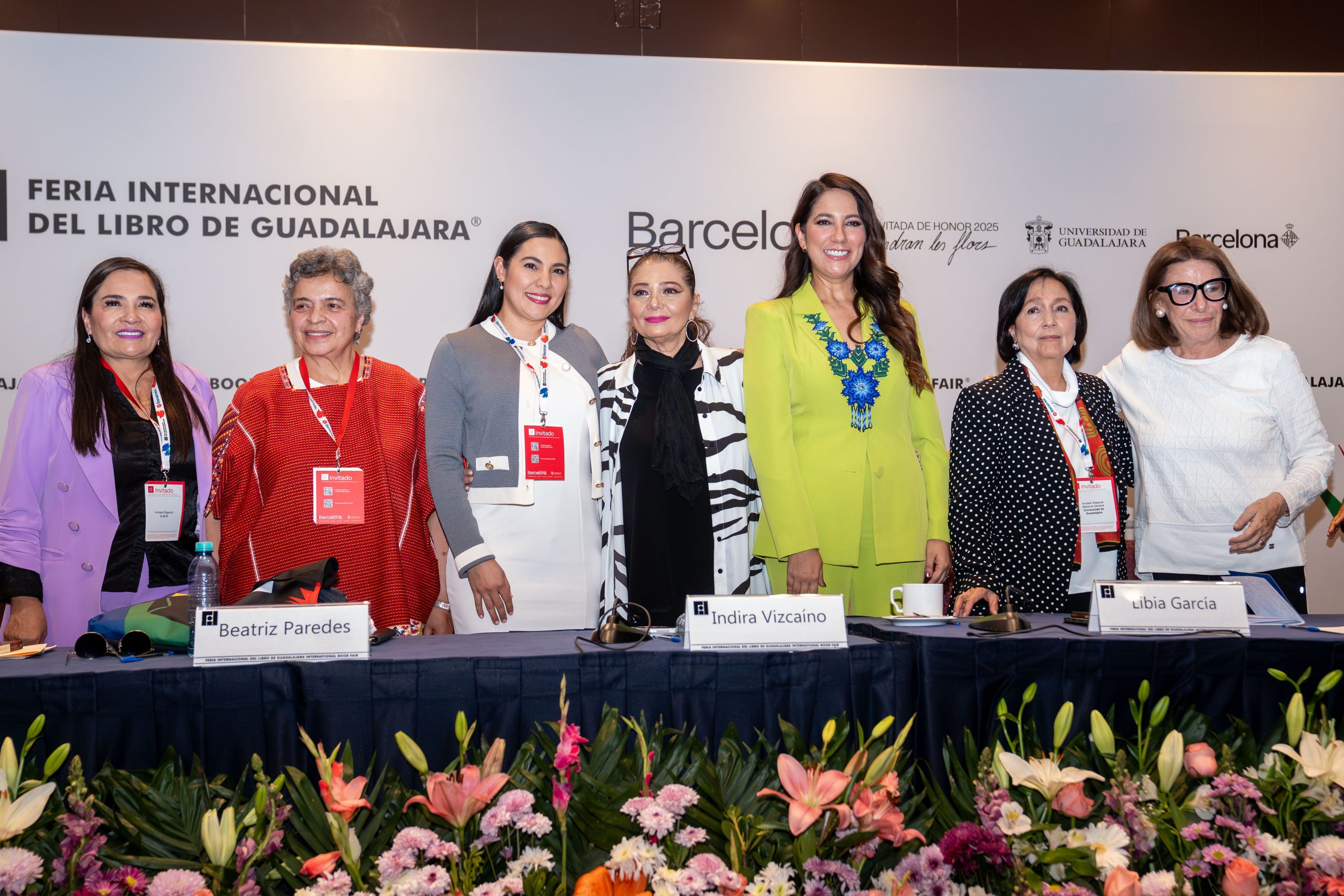Participa Libia Dennise en el Foro Mujeres en el Poder, durante la FIL de Guadalajara