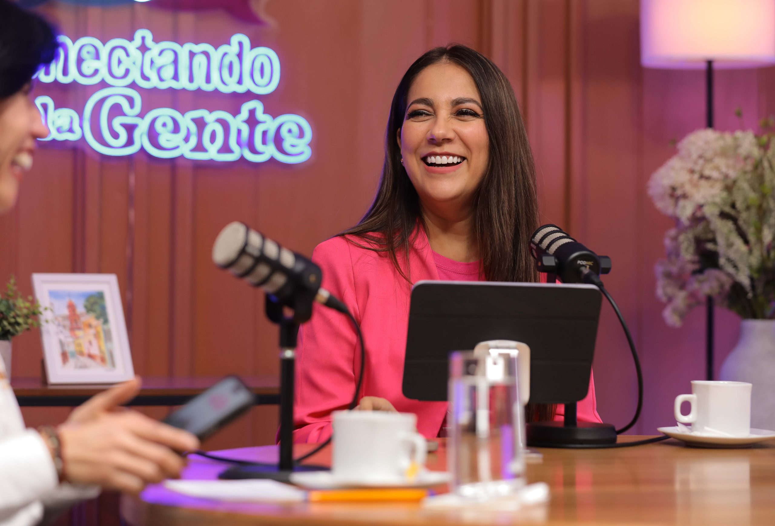 Refuerzan el apoyo del Gobierno de la Gente para las mujeres y las Organizaciones de la Sociedad Civil