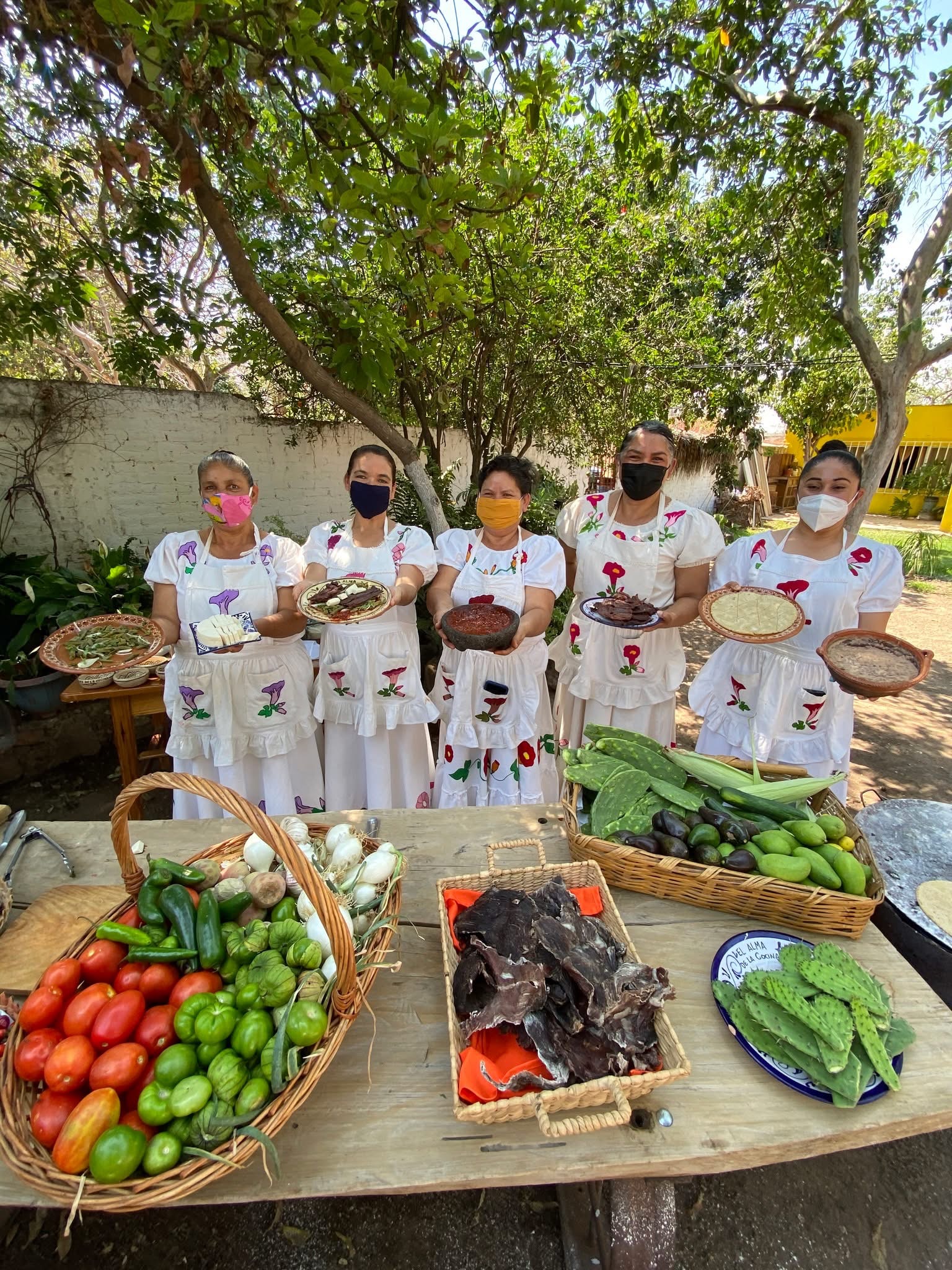 Pabellón Guanajuato ¡Sí Sabe! tiene el sazón de 24 cocineras ancestrales en la Feria Estatal de León