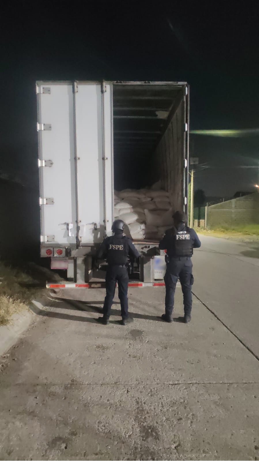 Recupera Secretaría de Seguridad y Paz semirremolque con mercancía valuada en más de 700 mil pesos  