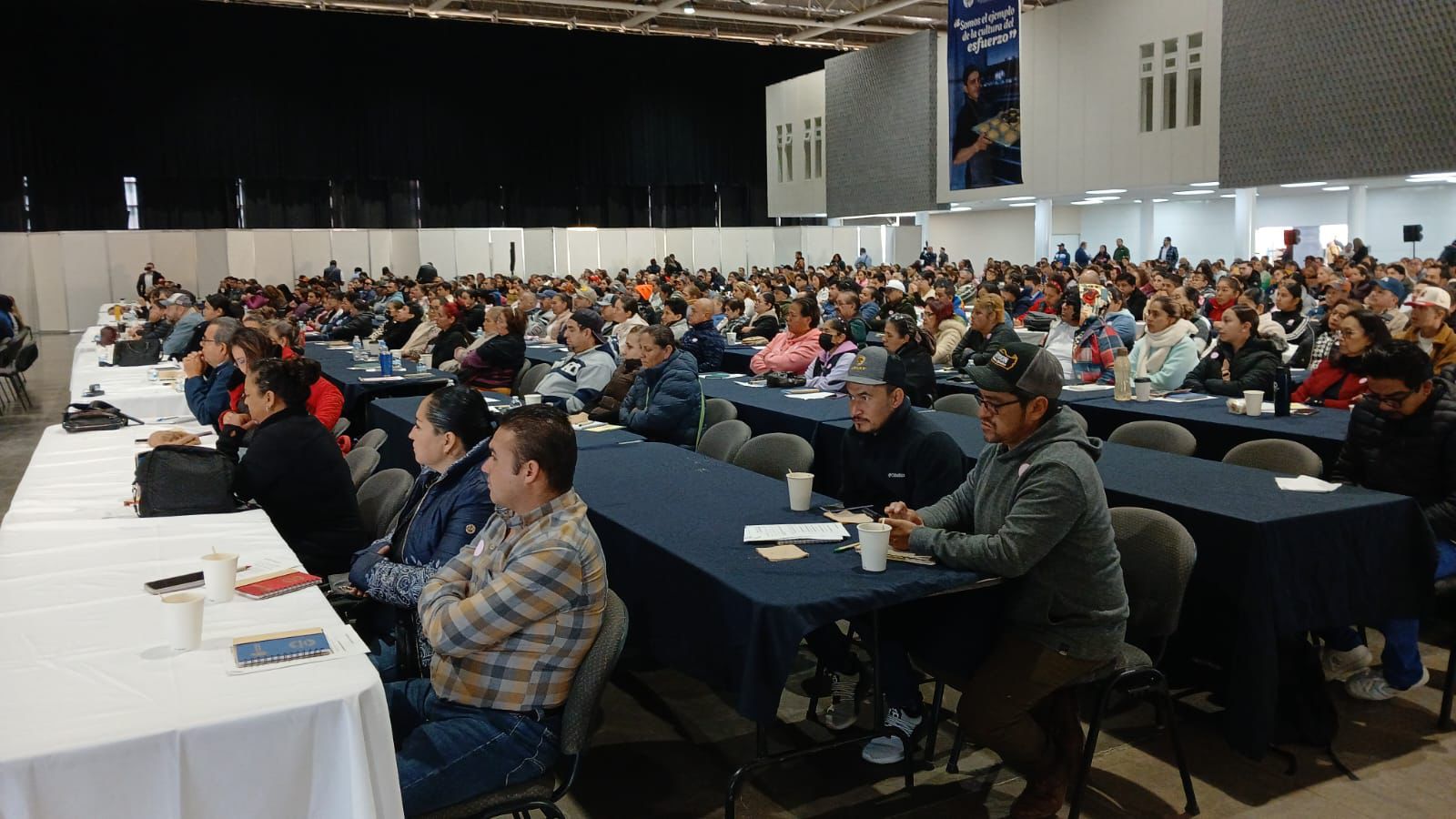 Gobierno de la Gente impulsa la competitividad empresarial con seminario de digitalización