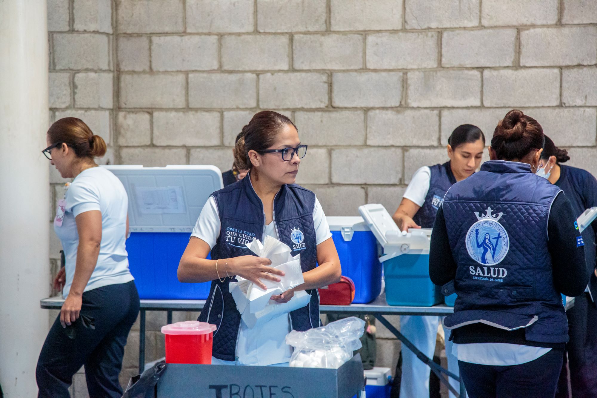 SSG extenderá a 15 Macrocentros de Vacunación en diferentes municipios.