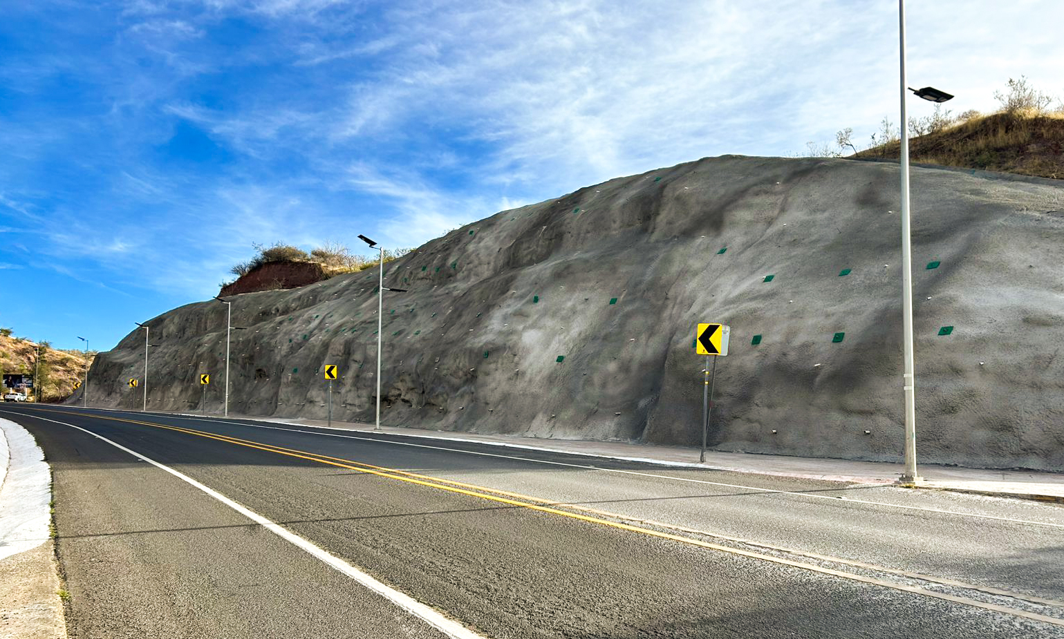 Concluye SOP estabilización de taludes de la vialidad Diego Rivera en Guanajuato capital