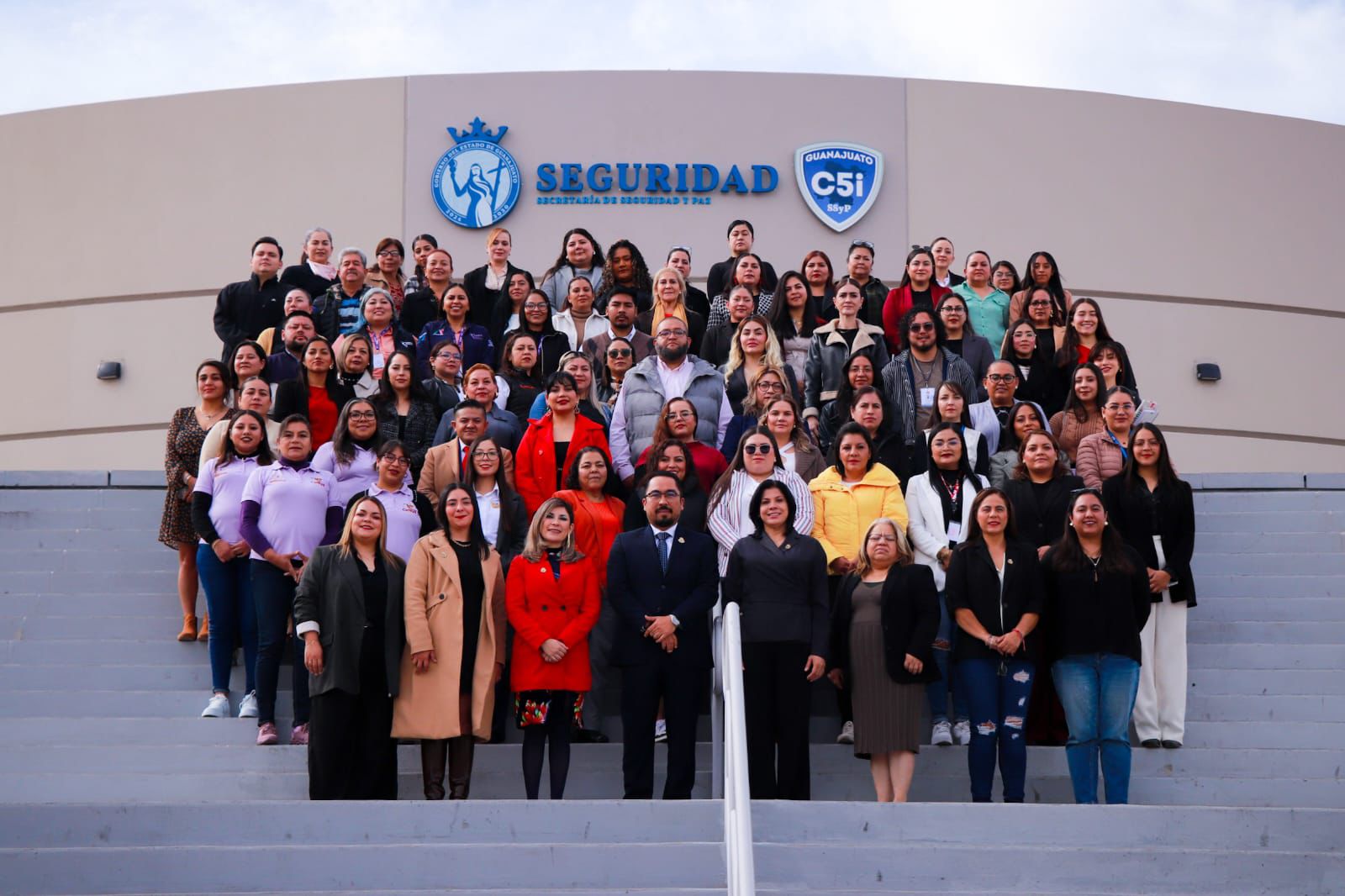 Fortalece Secretaría de las Mujeres la atención a mujeres víctimas de violencia con capacitación