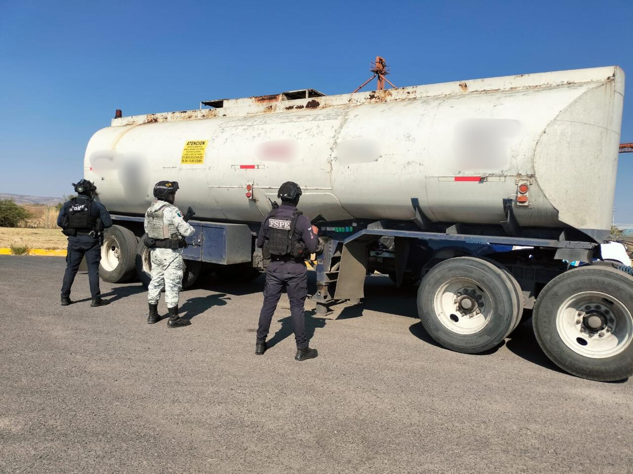 Aseguran FSPE más de 31 mil litros de hidrocarburo en Juventino Rosas 