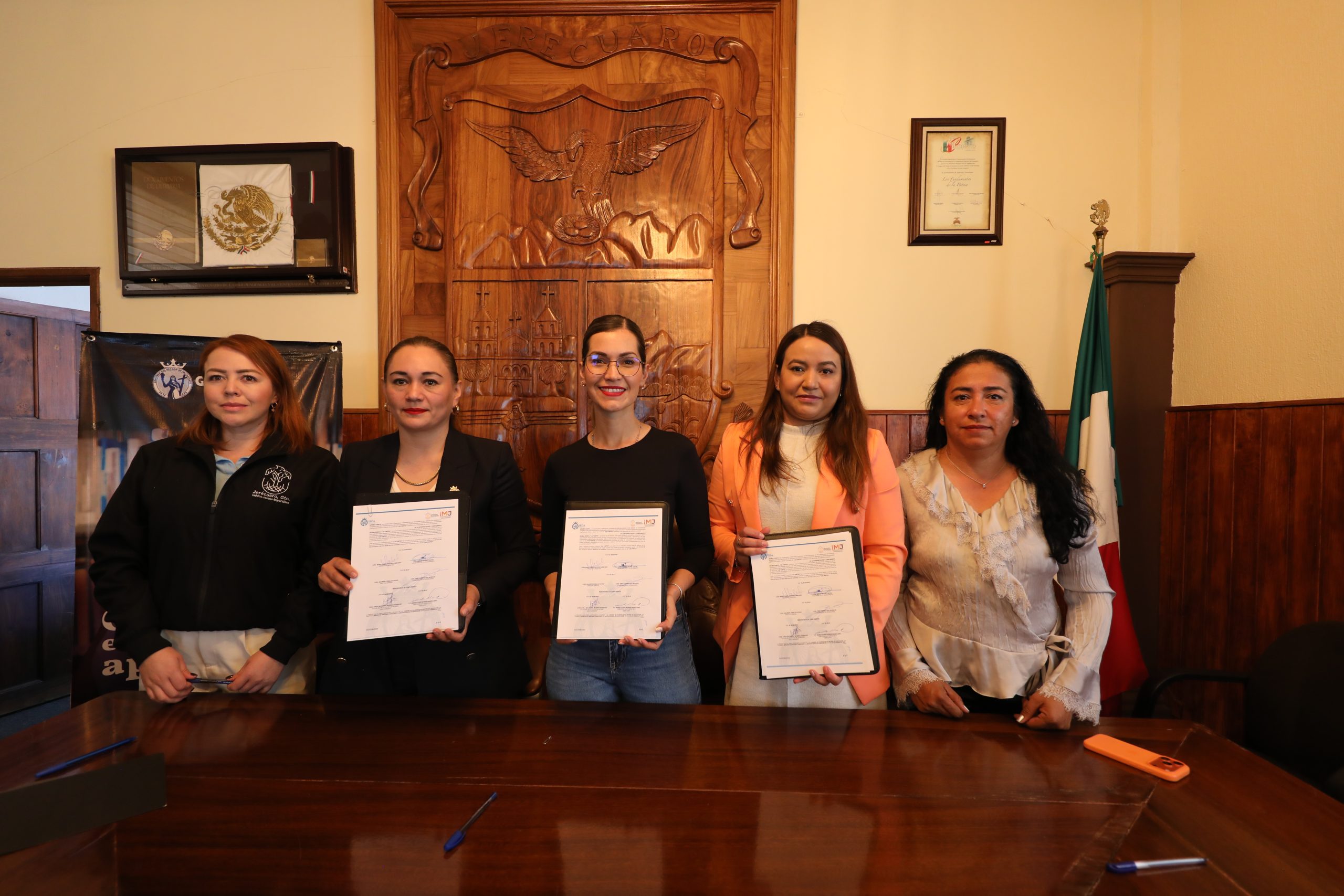 Fortalecen IECA y municipio de Jerécuaro la capacitación para impulsar el talento de su gente