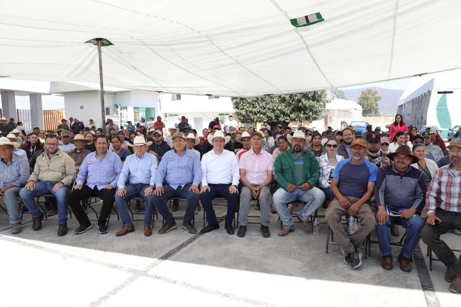 Fortalece Gobierno de la Gente apoyo al campo con entrega de incentivos a productores de Acámbaro