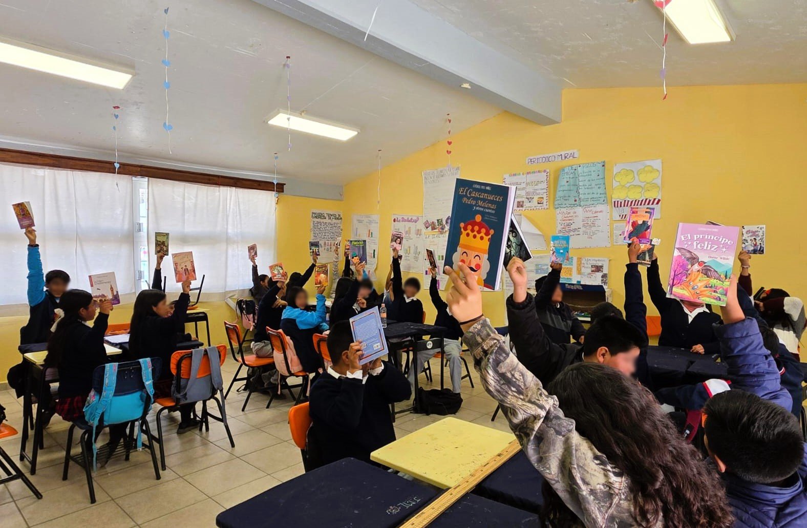 Proyecto de lectura garantiza que cada estudiante de la Telesecundaria 476 egrese con 60 libros leídos