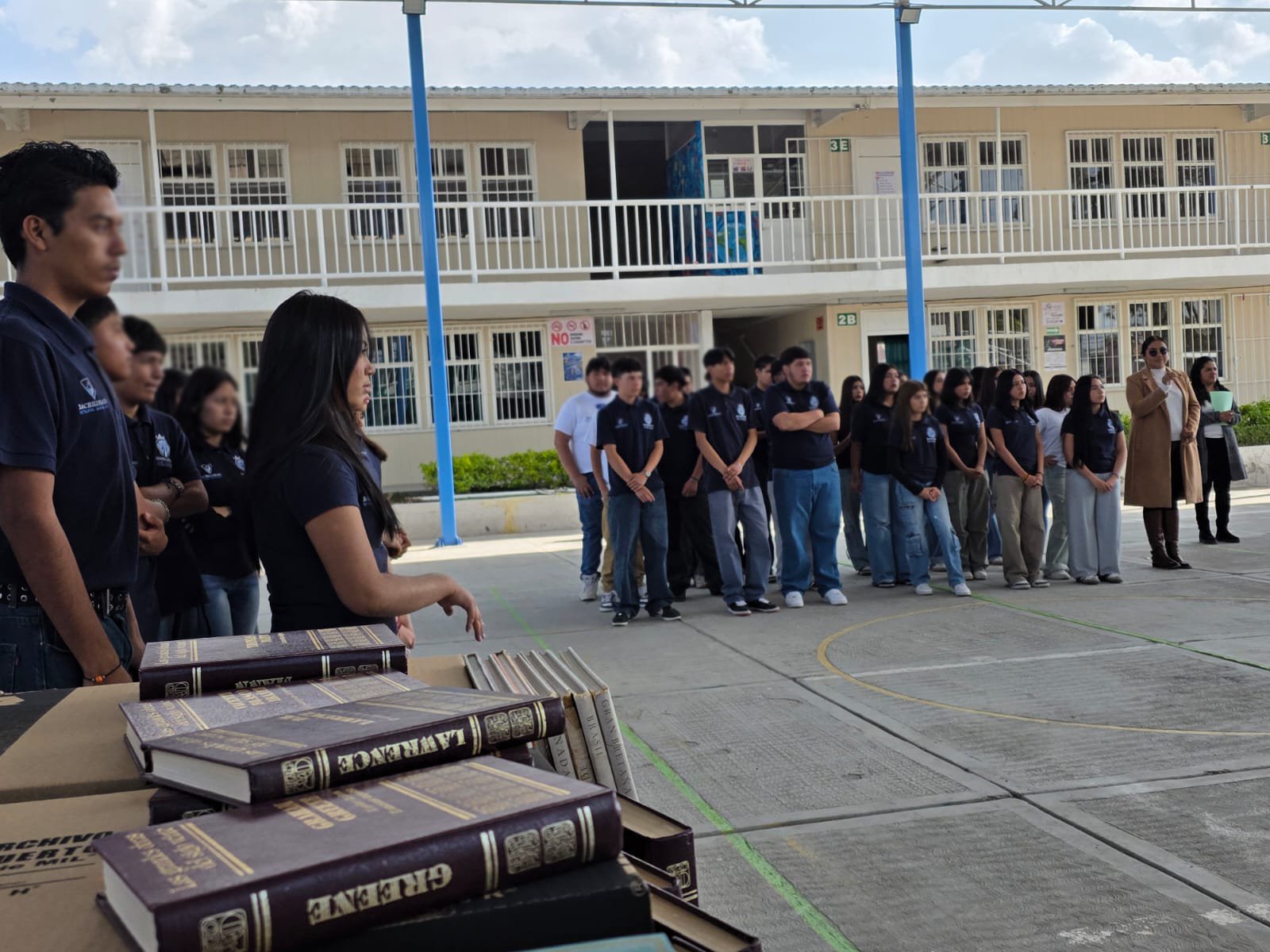 Rotary International dona acervo bibliográfico a los Bachilleratos Integrales BIG del noreste de Guanajuato